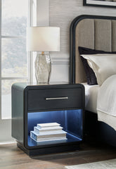 3 Brothers Decor - Ashley Furniture - Rowanbeck Bedroom - One Drawer Night Stand / Black - B821-91