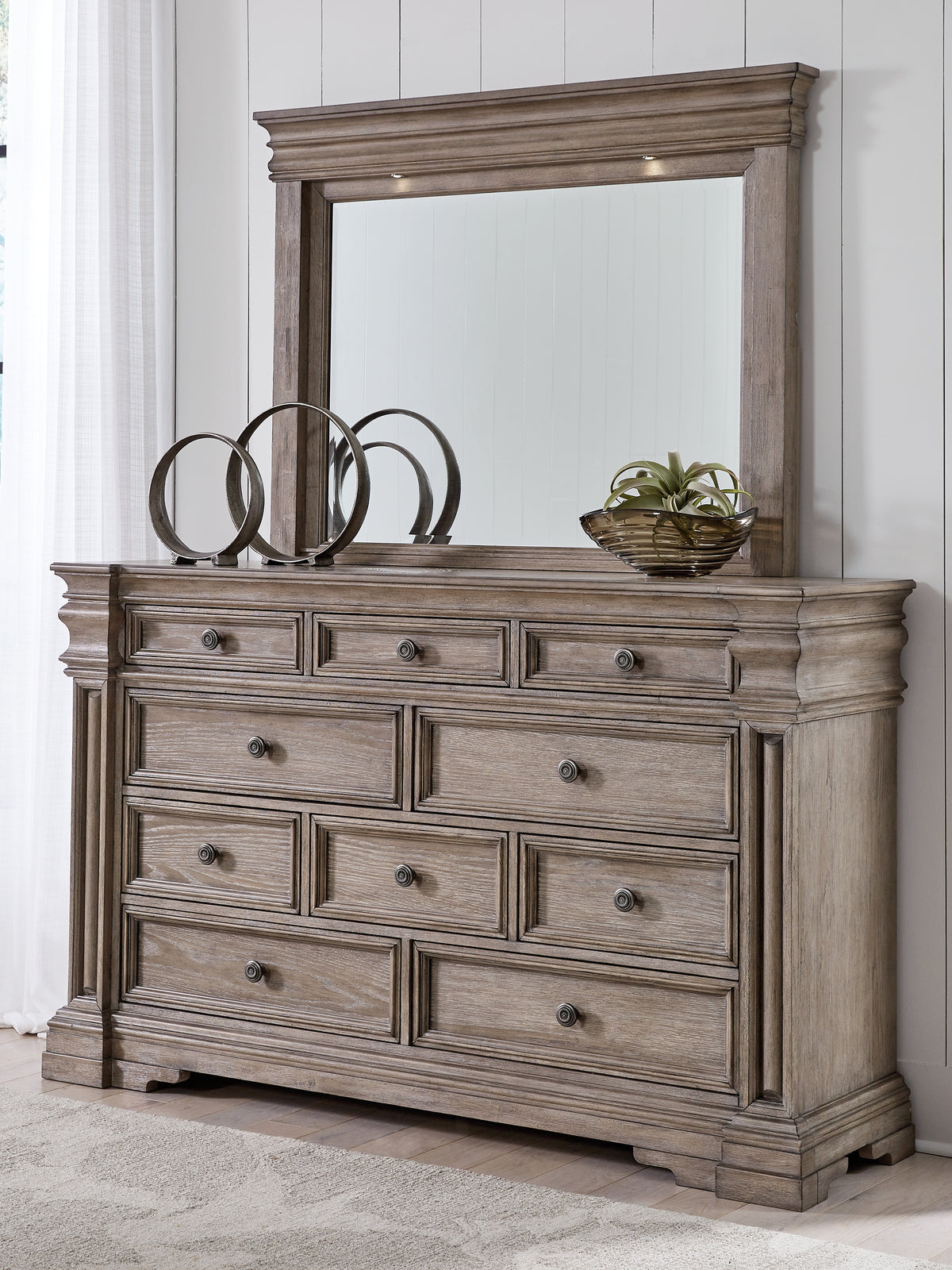 3 Brothers Decor - Ashley Furniture - Blairhurst Bedroom - Dresser and Mirror / Light Grayish Brown - B916B1