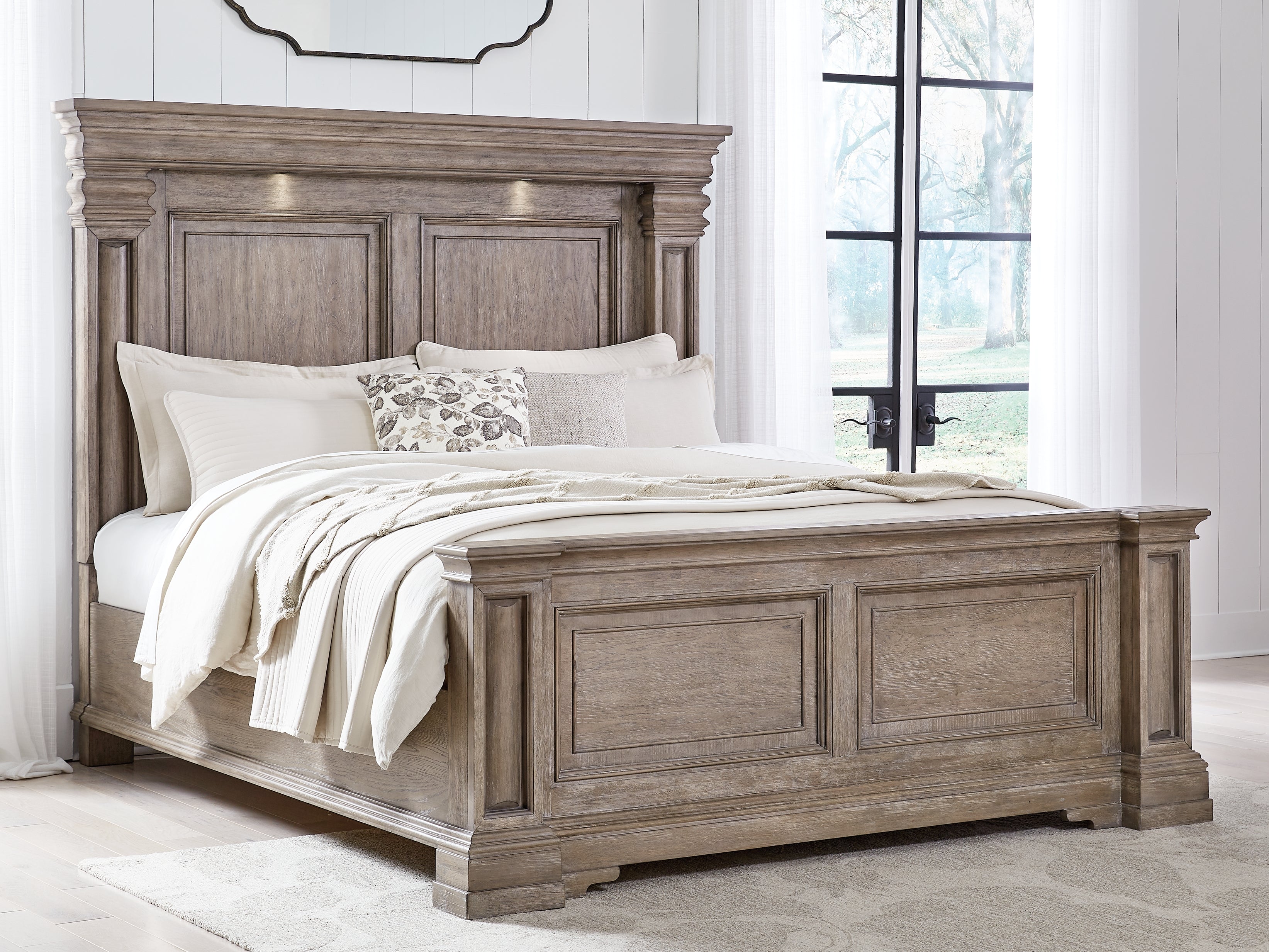 3 Brothers Decor - Ashley Furniture - Blairhurst Bedroom - California King Panel Bed / Light Grayish Brown - B916B5