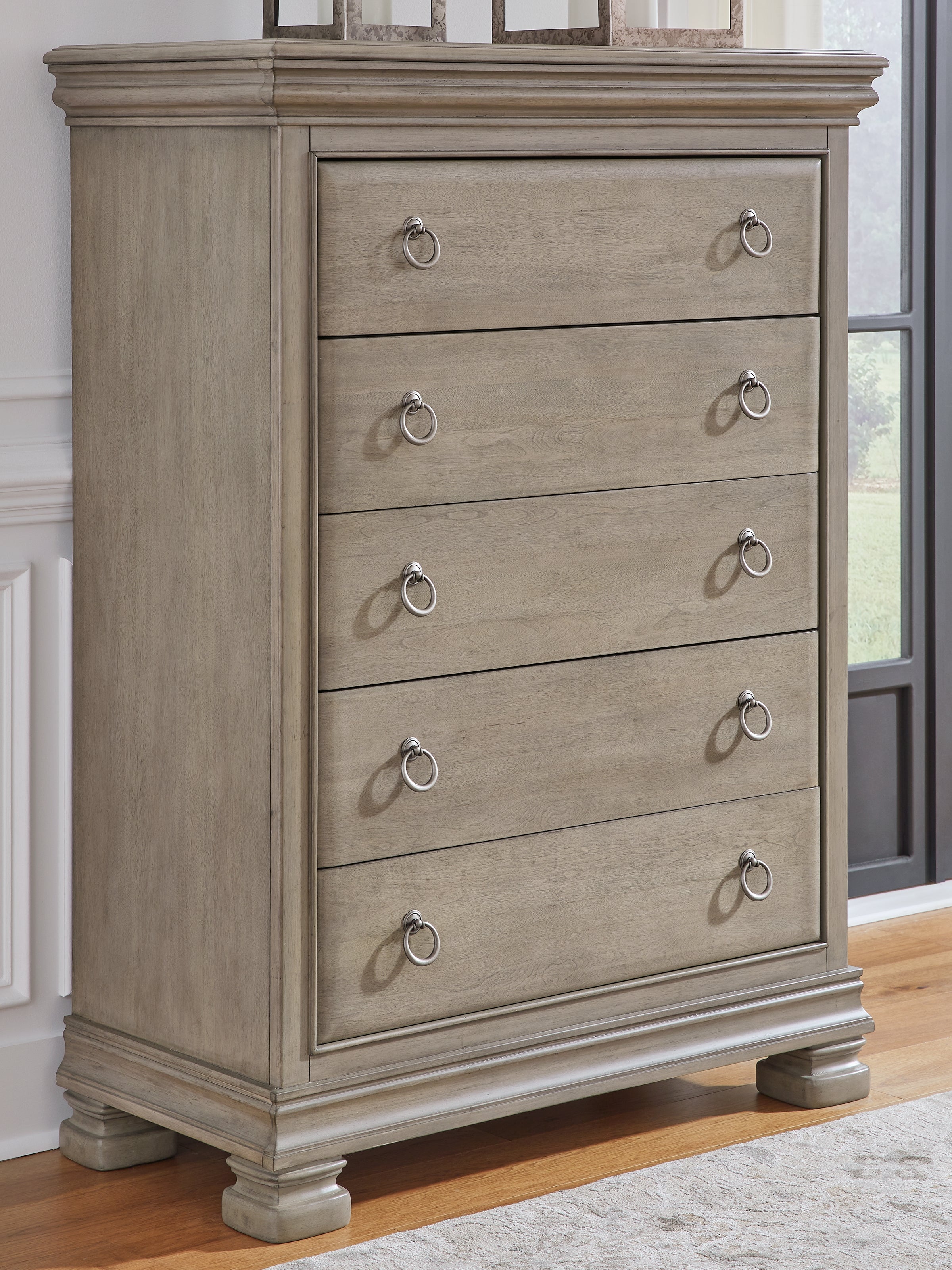 3 Brothers Decor - Ashley Furniture - Lexorne Bedroom - Five Drawer Chest / Gray - B924-46