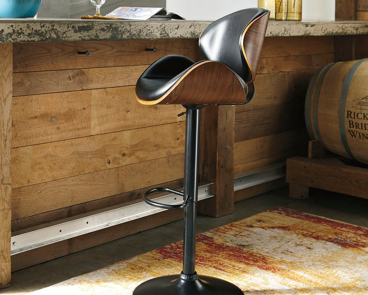 3 Brothers Decor - Ashley Furniture - Bellatier Dining Room - Tall UPH Swivel Barstool(1/CN) / Brown - D120-530