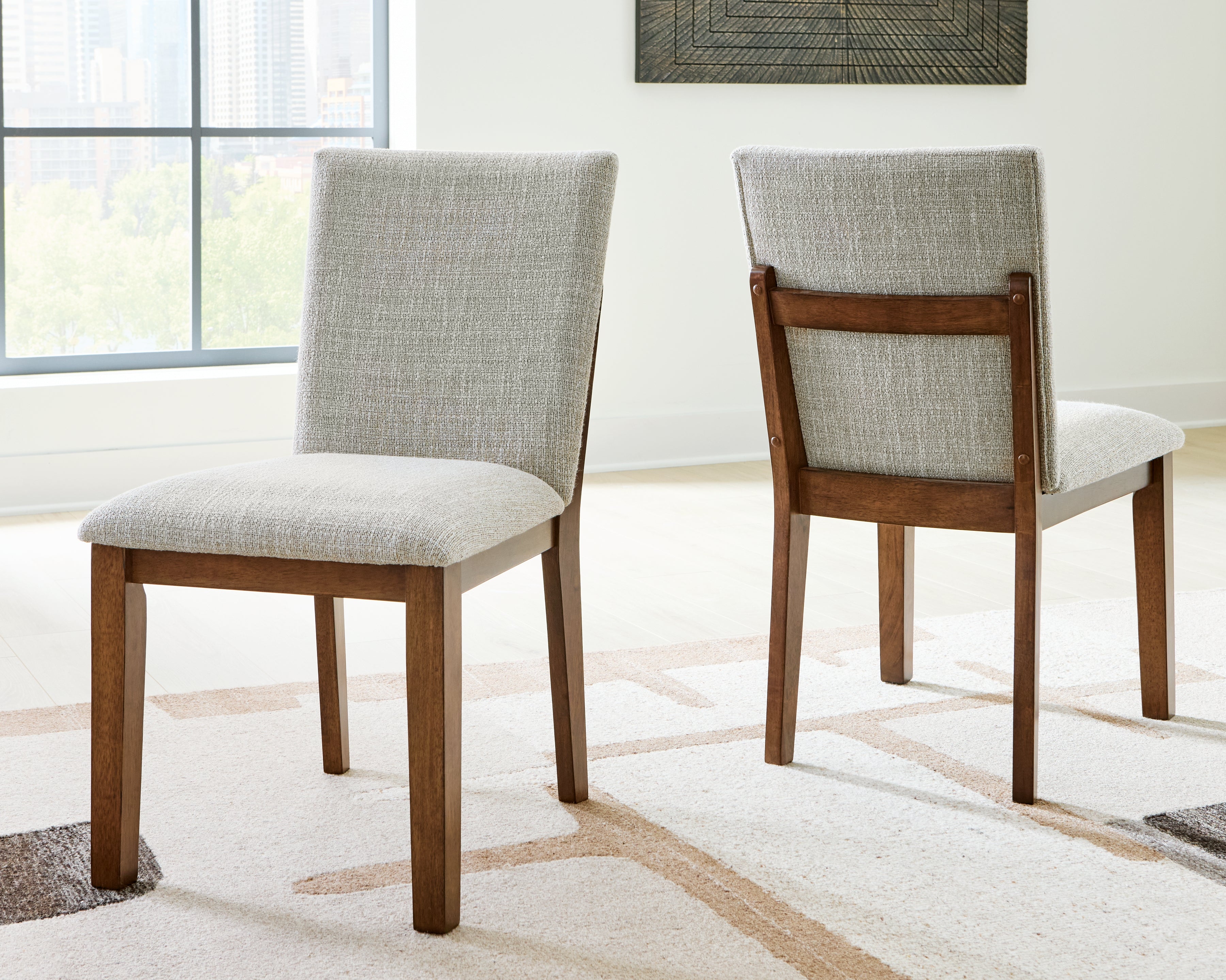 3 Brothers Decor - Ashley Furniture - Kraeburn Dining Room - Dining Chair (Set of 2) / Brown - D496-01X2