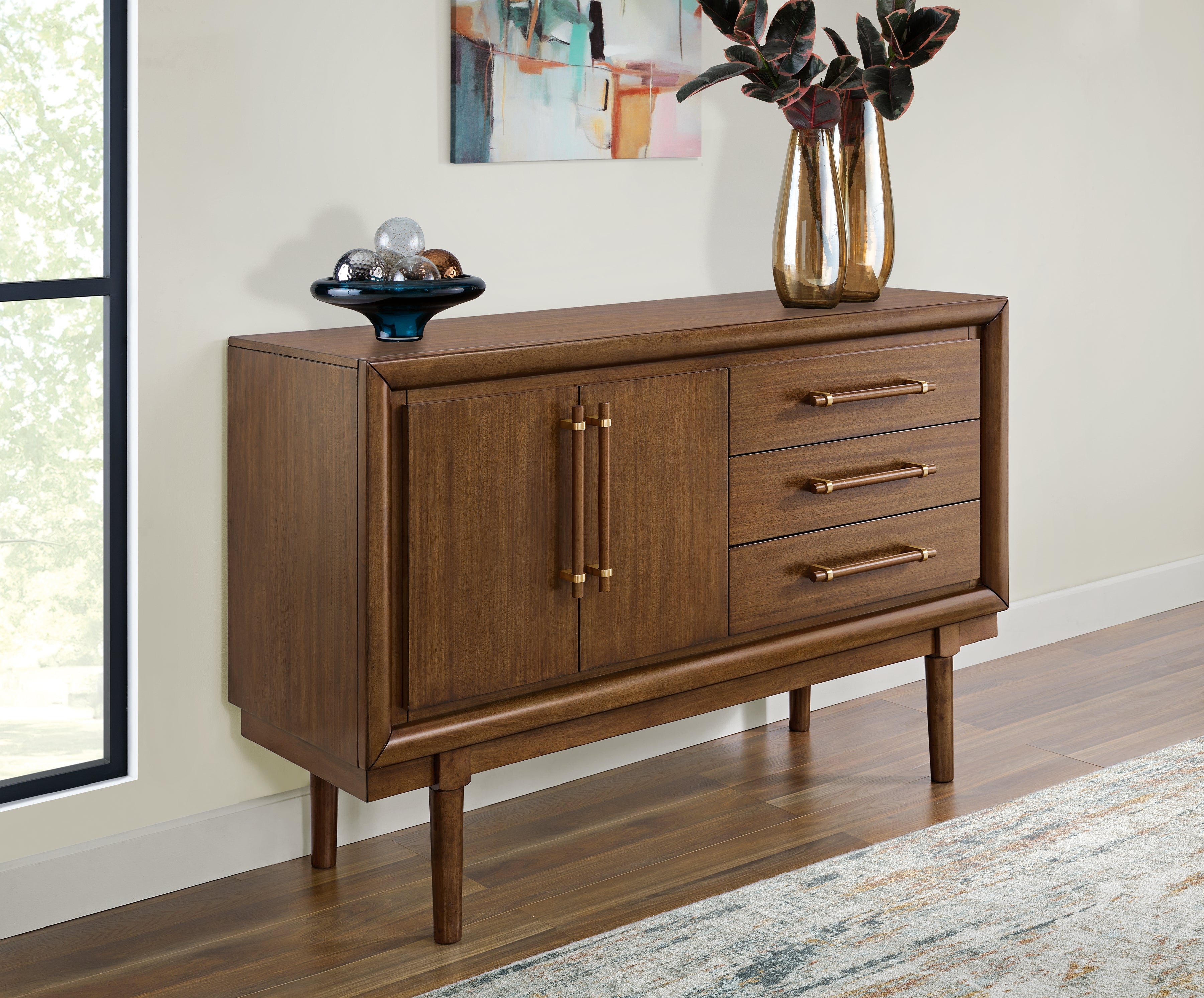 3 Brothers Decor - Ashley Furniture - Lyncott Dining Room - Dining Room Server / Brown - D615-60