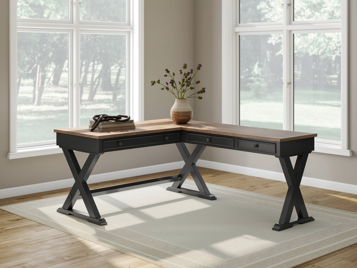 3 Brothers Decor - Ashley Furniture - Wildenauer Office Desk - Home Office Desk / Brown/Black - H664H2