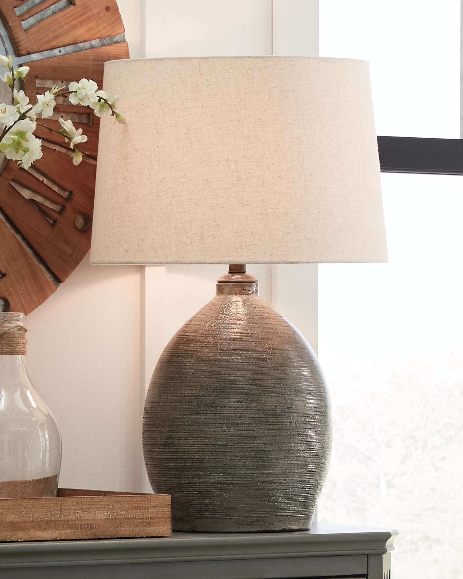 3 Brothers Decor - Ashley Furniture - Joyelle Lighting - Table Lamp (Set of 2) / Gray - L100744X2