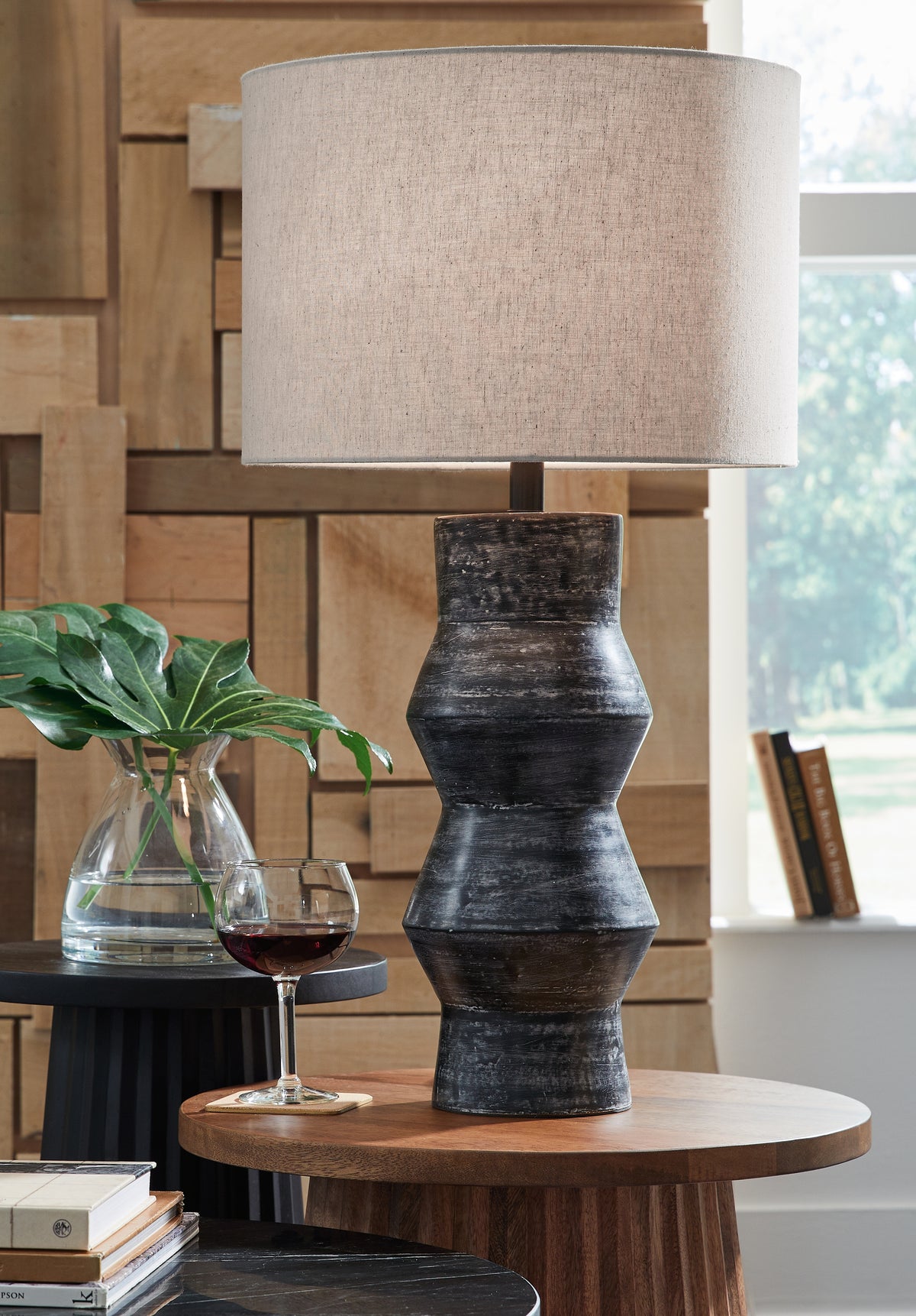3 Brothers Decor - Ashley Furniture - Kerbert Lighting - 2-Piece Lamp Set / Distressed Black - L100824X2