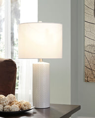 3 Brothers Decor - Ashley Furniture - Steuben Lighting - Ceramic Table Lamp (Set of 2) / White - L177904