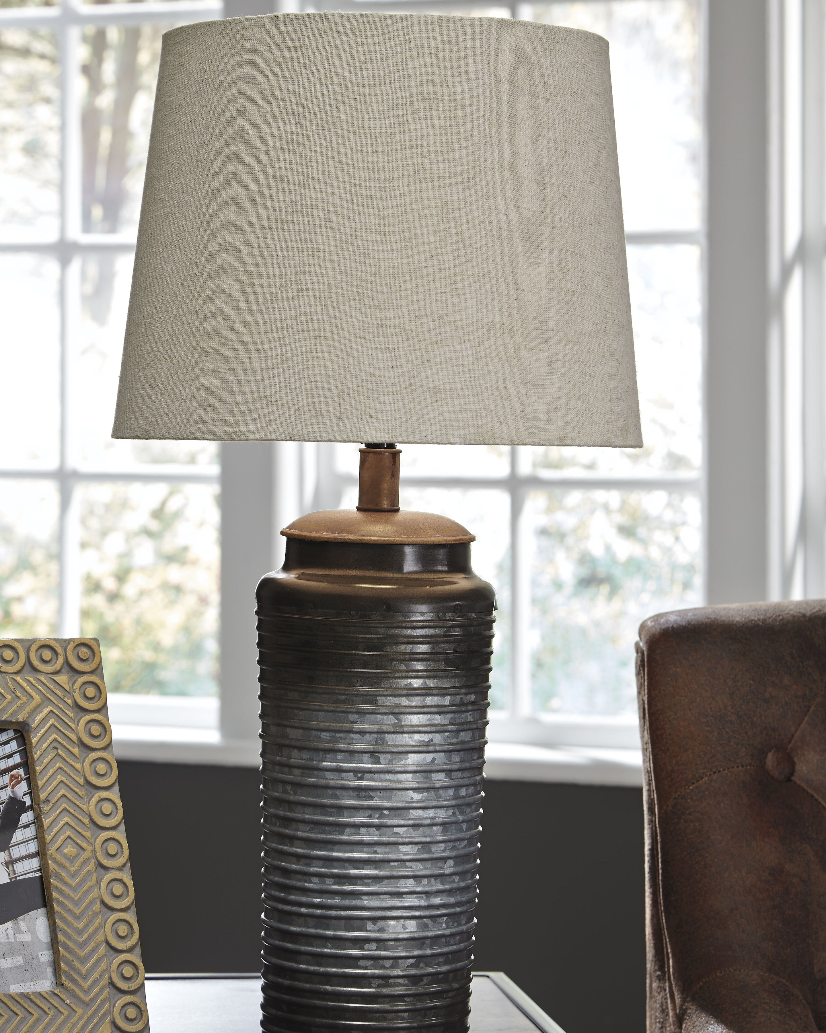 3 Brothers Decor - Ashley Furniture - Norbert Lighting - Metal Table Lamp (Set of 2) / Gray - L204064