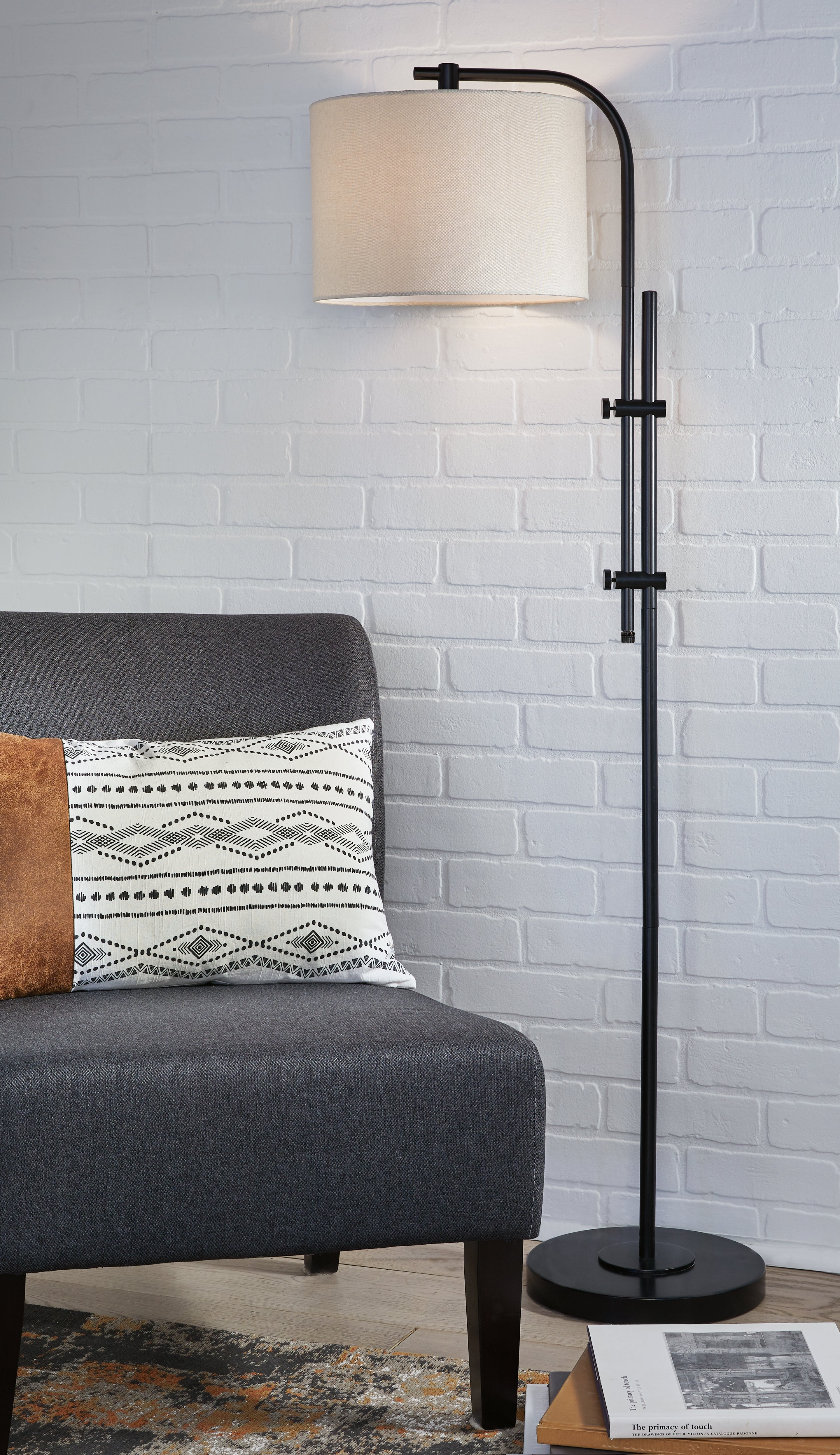 3 Brothers Decor - Ashley Furniture - Baronvale Lighting - Metal Floor Lamp (1/CN) / Black - L206041