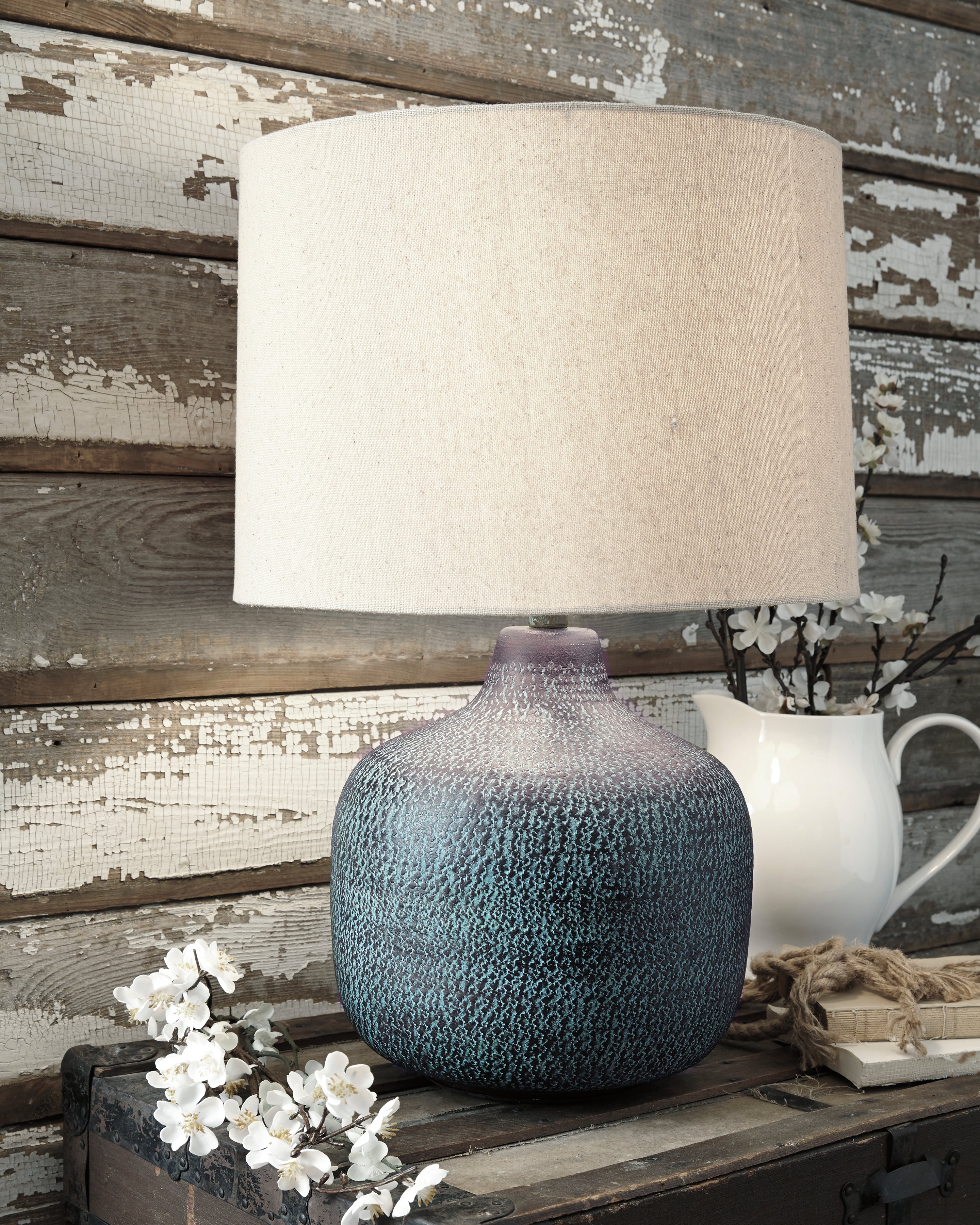 3 Brothers Decor - Ashley Furniture - Malthace Lighting - Table Lamp (Set of 2) / Patina - L207304X2