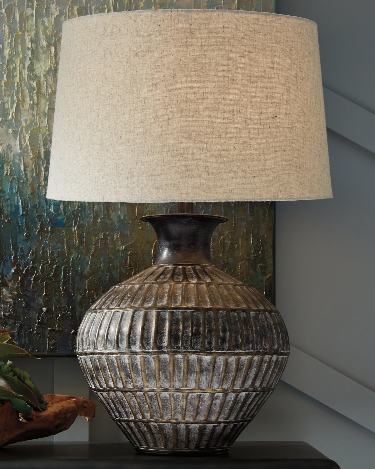 3 Brothers Decor - Ashley Furniture - Magan Lighting - Metal Table Lamp (1/CN) / Antique Bronze Finish - L207354