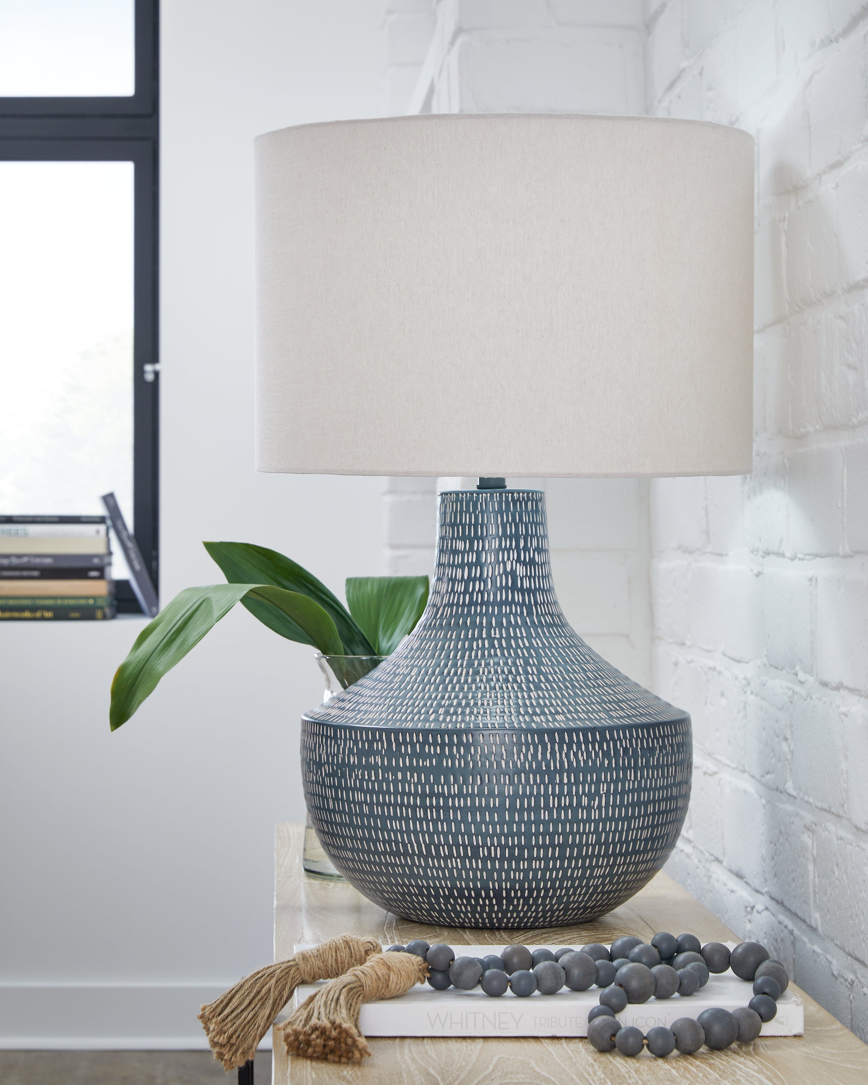 3 Brothers Decor - Ashley Furniture - Schylarmont Lighting - 2-Piece Lamp Set / Antique Gray/White - L207474X2