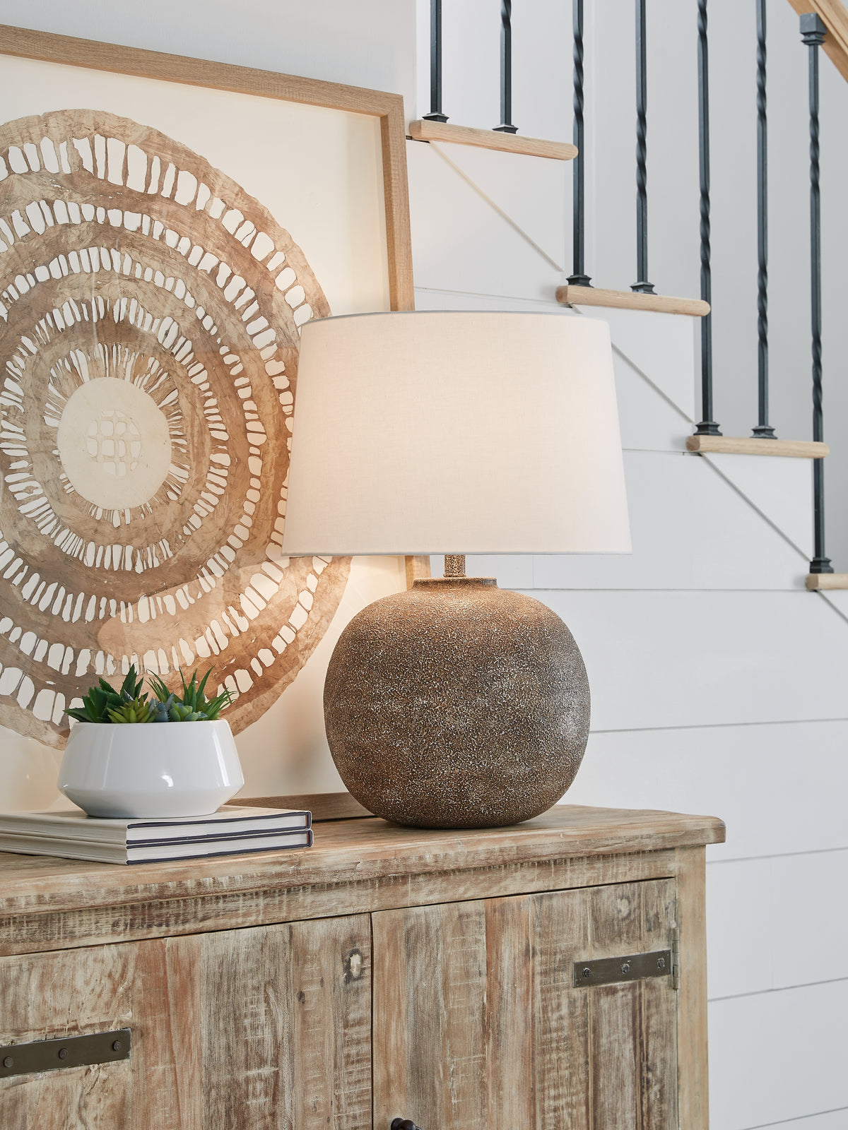 3 Brothers Decor - Ashley Furniture - Neavesboro Lighting - 2-Piece Lamp Set / Antique Brown/White - L207484X2