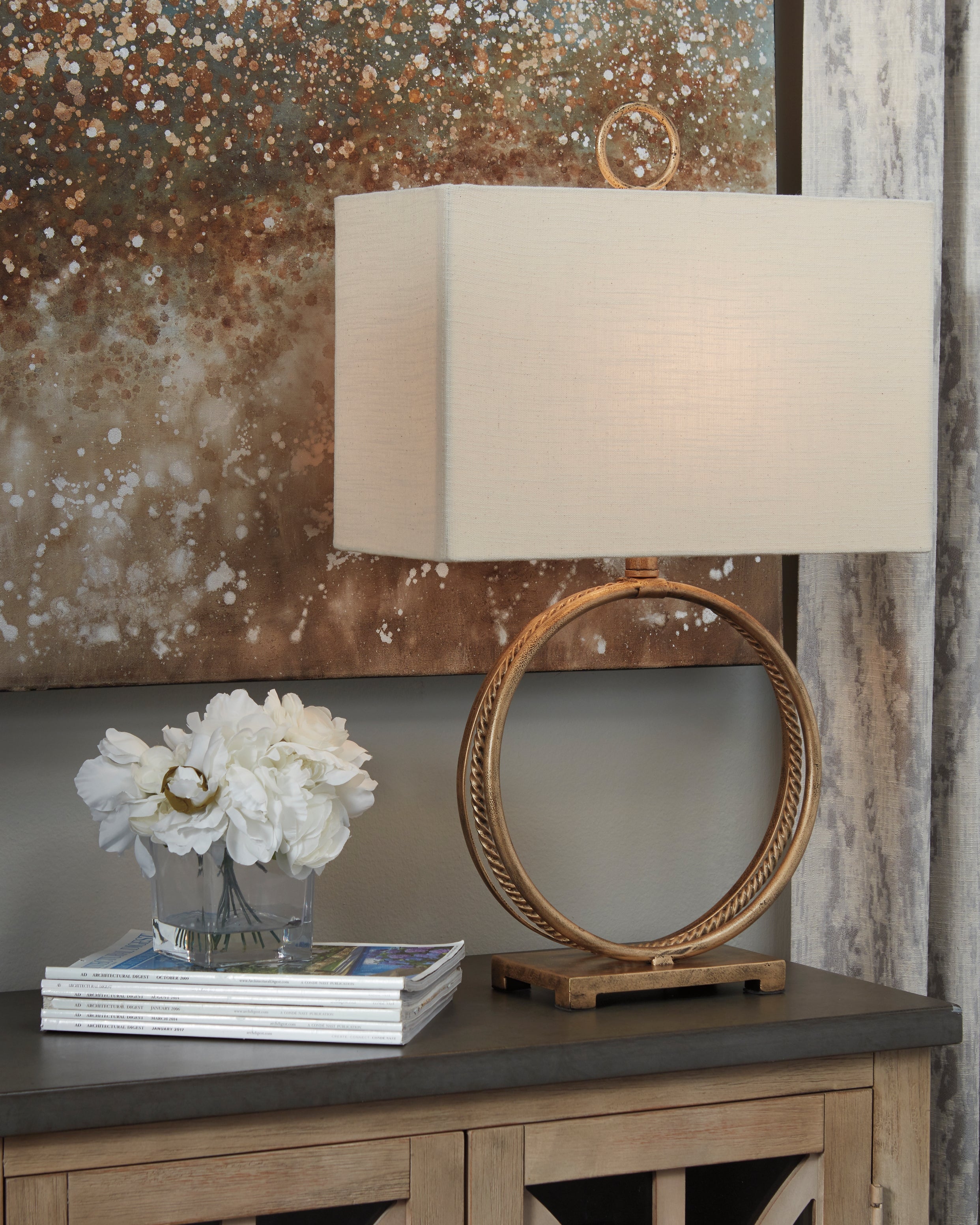 3 Brothers Decor - Ashley Furniture - Mahala Lighting - Metal Table Lamp (1/CN) / Antique Gold Finish - L208124