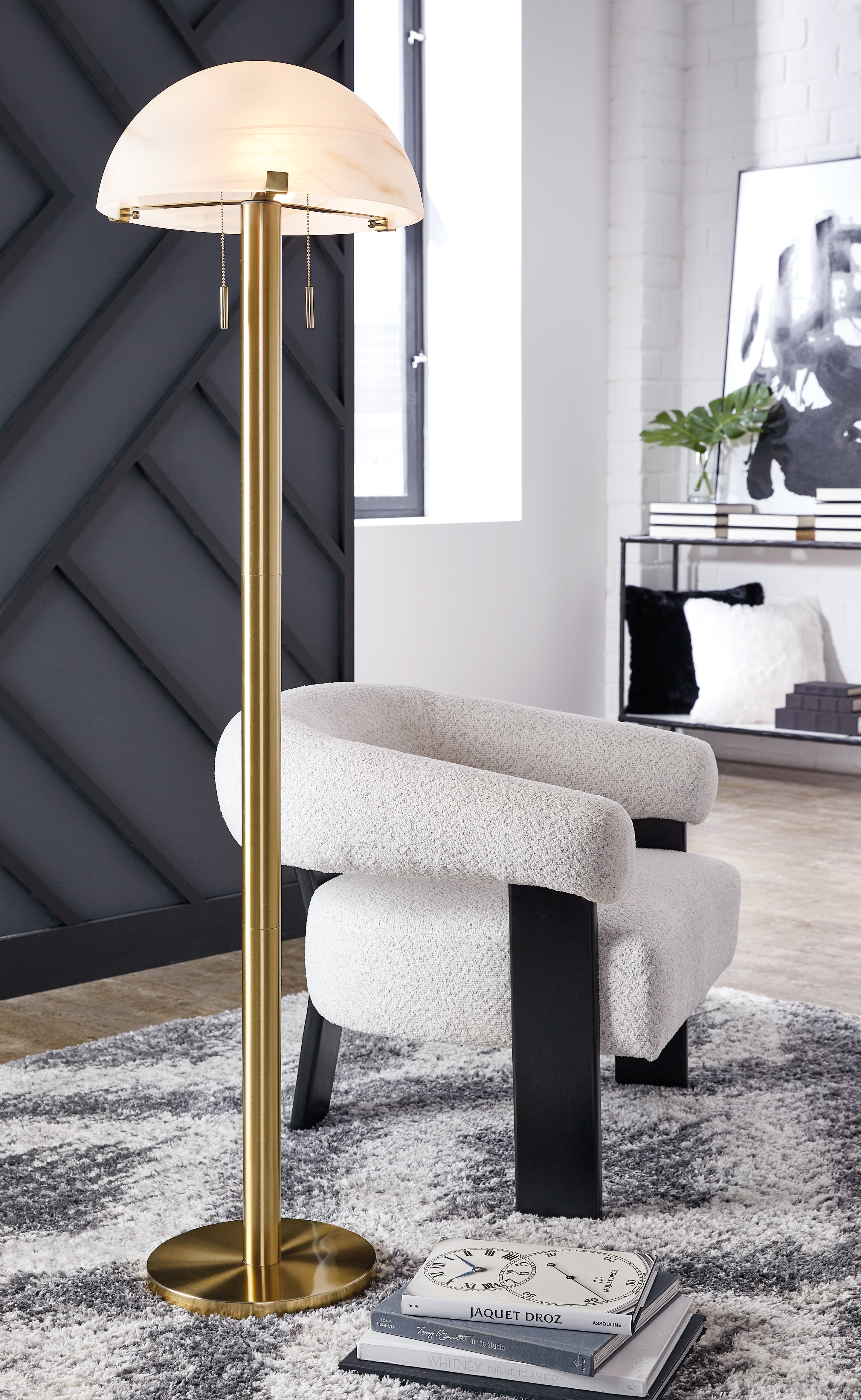 3 Brothers Decor - Ashley Furniture - Tobbinsen Lighting - Metal Floor Lamp (1/CN) / Brass Finish - L208421