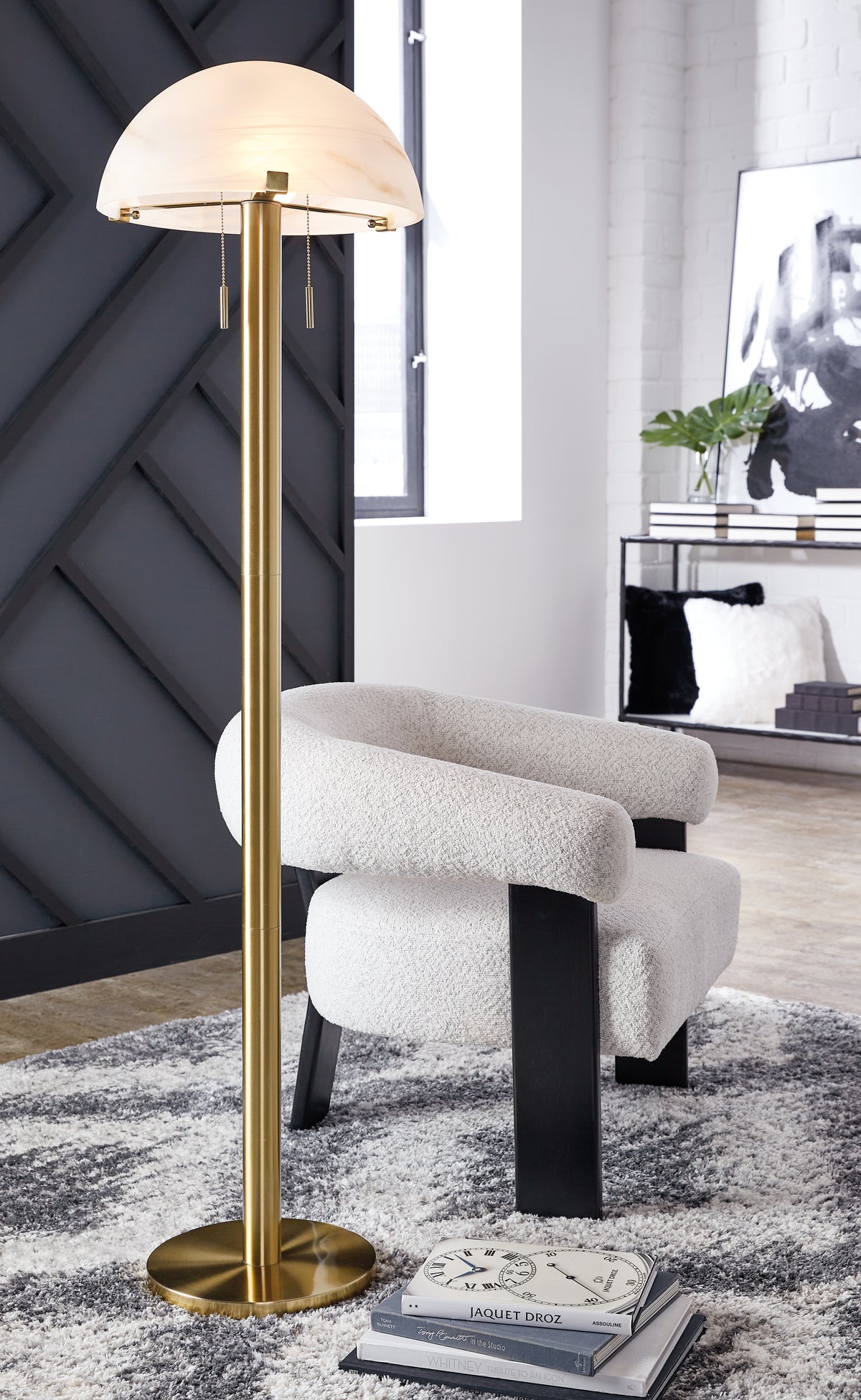 3 Brothers Decor - Ashley Furniture - Tobbinsen Lighting - Metal Floor Lamp (1/CN) / Brass Finish - L208421