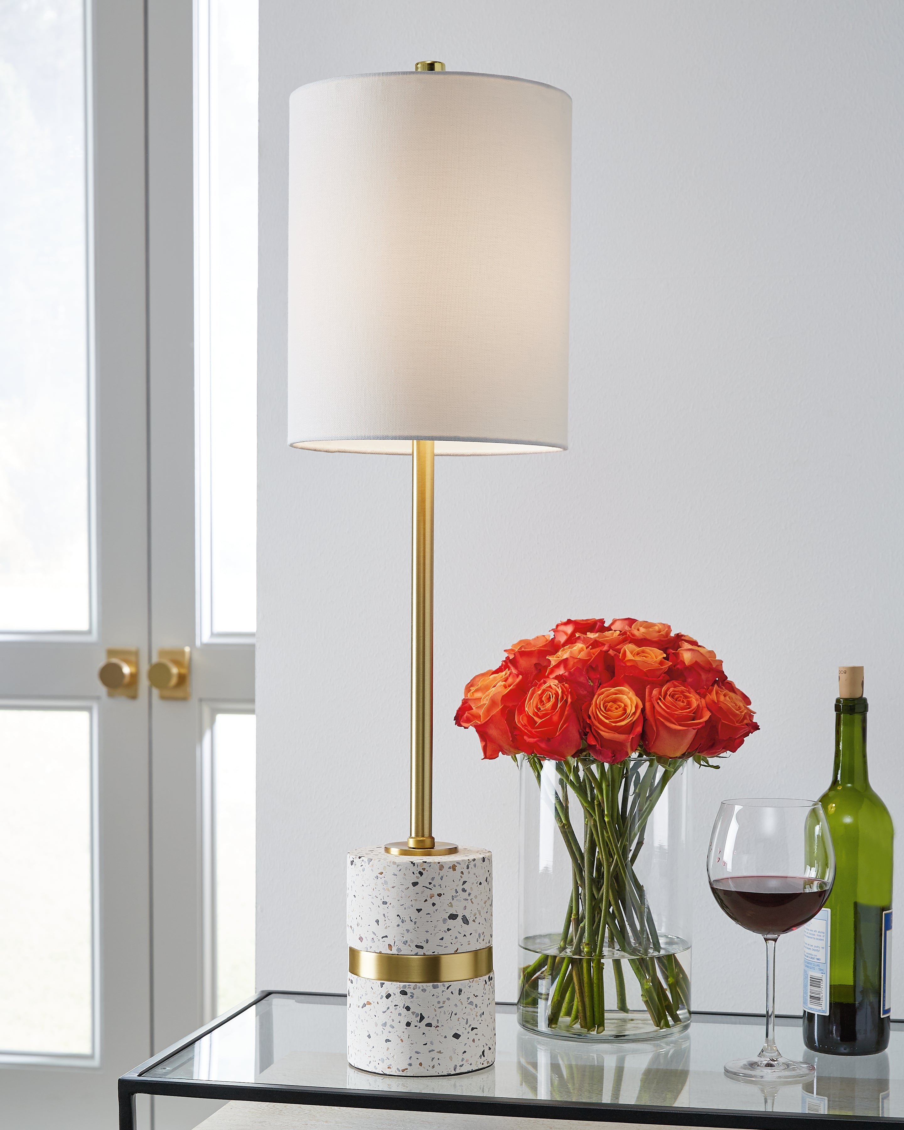 3 Brothers Decor - Ashley Furniture - Maywick Lighting - Table Lamp (Set of 2) / White/Brass Finish - L235674X2