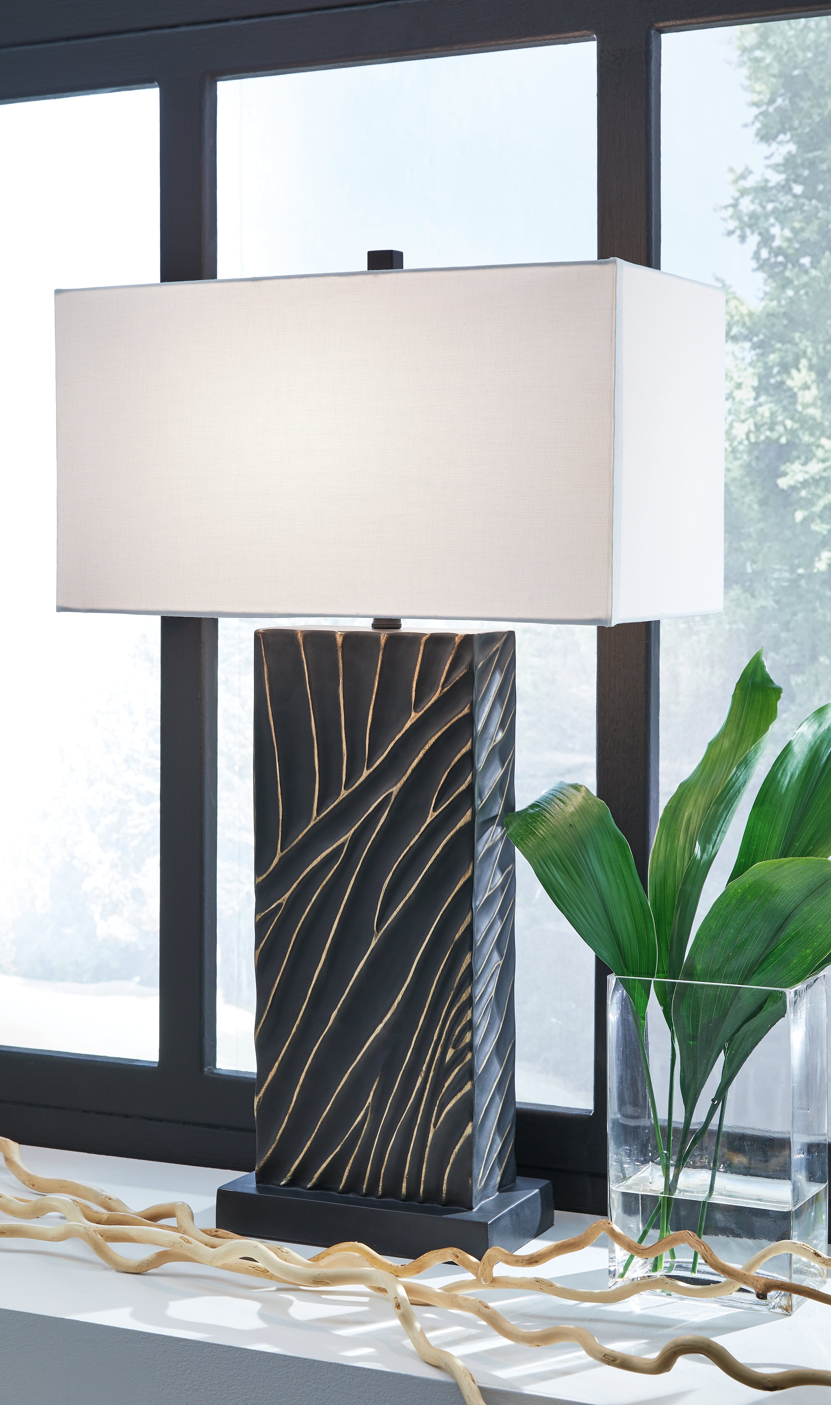 3 Brothers Decor - Ashley Furniture - Bartlen Lighting - 2-Piece Lamp Set / Black/Gold Finish - L235774X2
