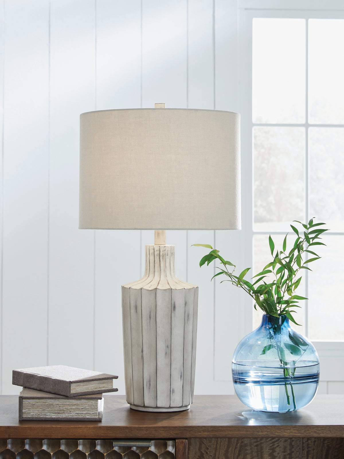 3 Brothers Decor - Ashley Furniture - Imre Lighting - Poly Table Lamp (1/CN) / Distressed Brown - L235884
