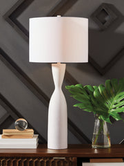 3 Brothers Decor - Ashley Furniture - Davinford Lighting - Poly Table Lamp (1/CN) / White - L236004