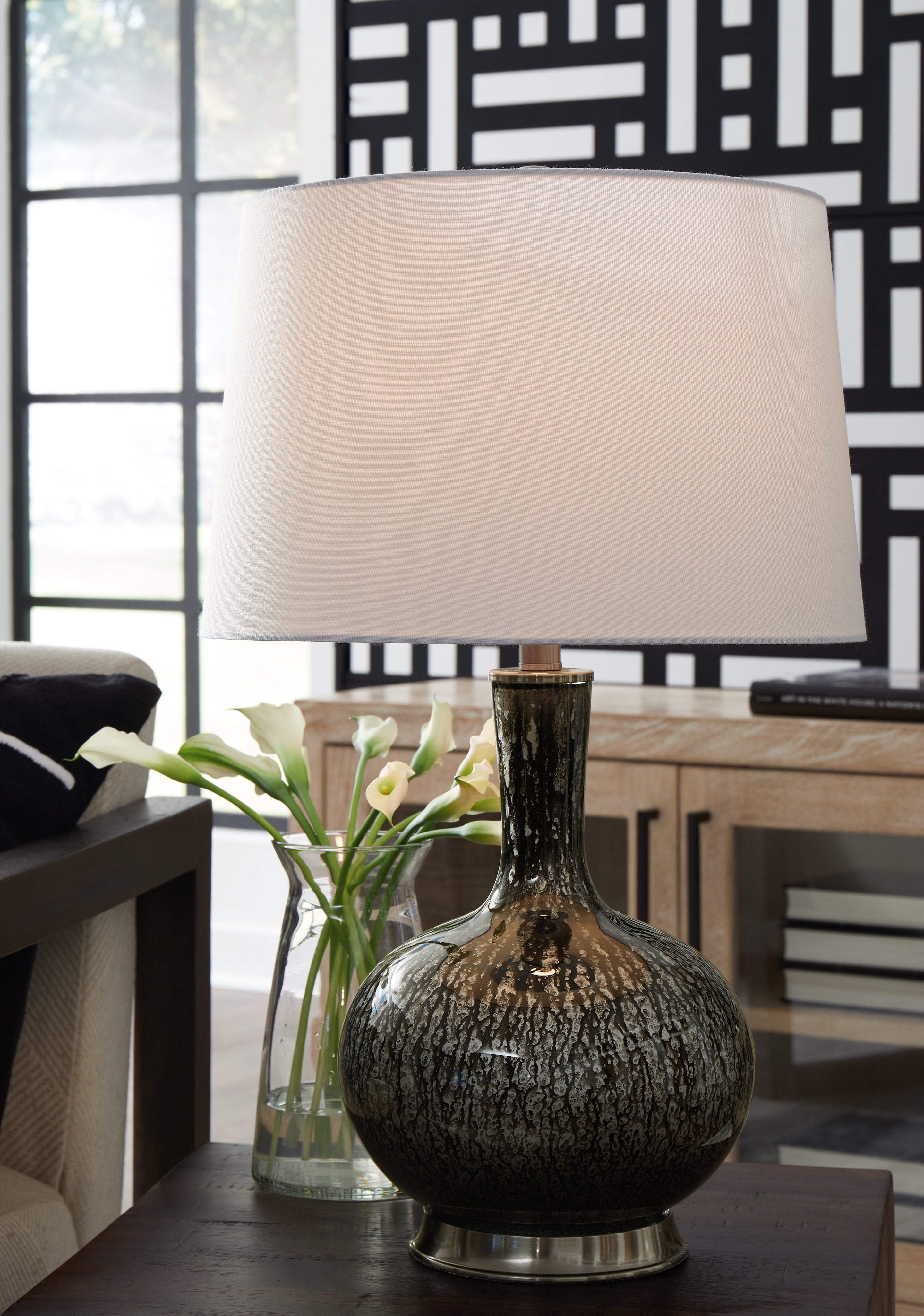 3 Brothers Decor - Ashley Furniture - Tenslow Lighting - Table Lamp (Set of 2) / Antique Black - L430844X2