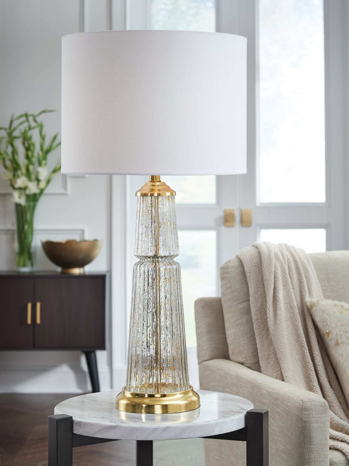 3 Brothers Decor - Ashley Furniture - Bakersboro Lighting - Glass Table Lamp (1/CN) / Clear/Gold Finish - L430884
