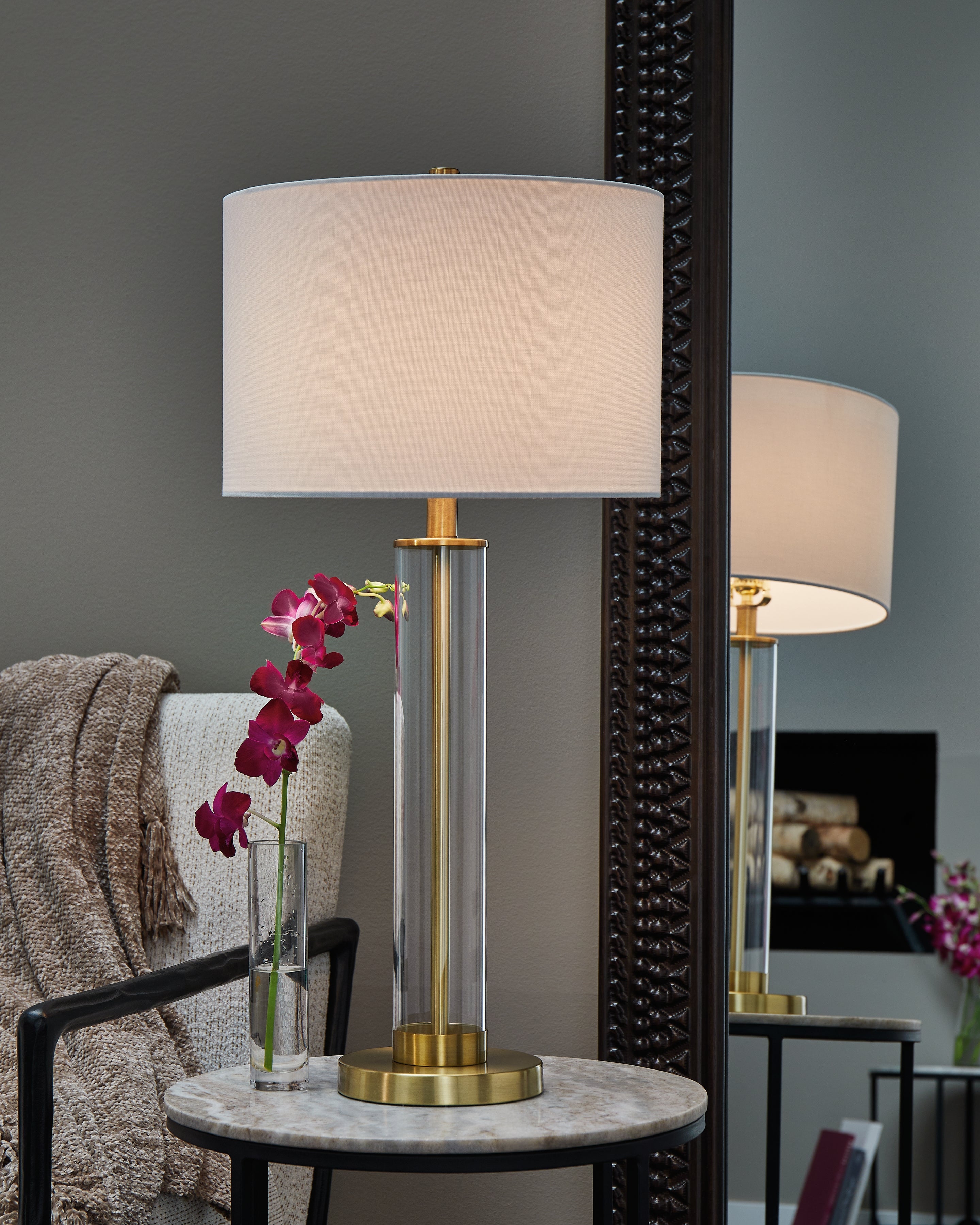 3 Brothers Decor - Ashley Furniture - Orenman Lighting - Glass Table Lamp (Set of 2) / Clear/Brass Finish - L431584