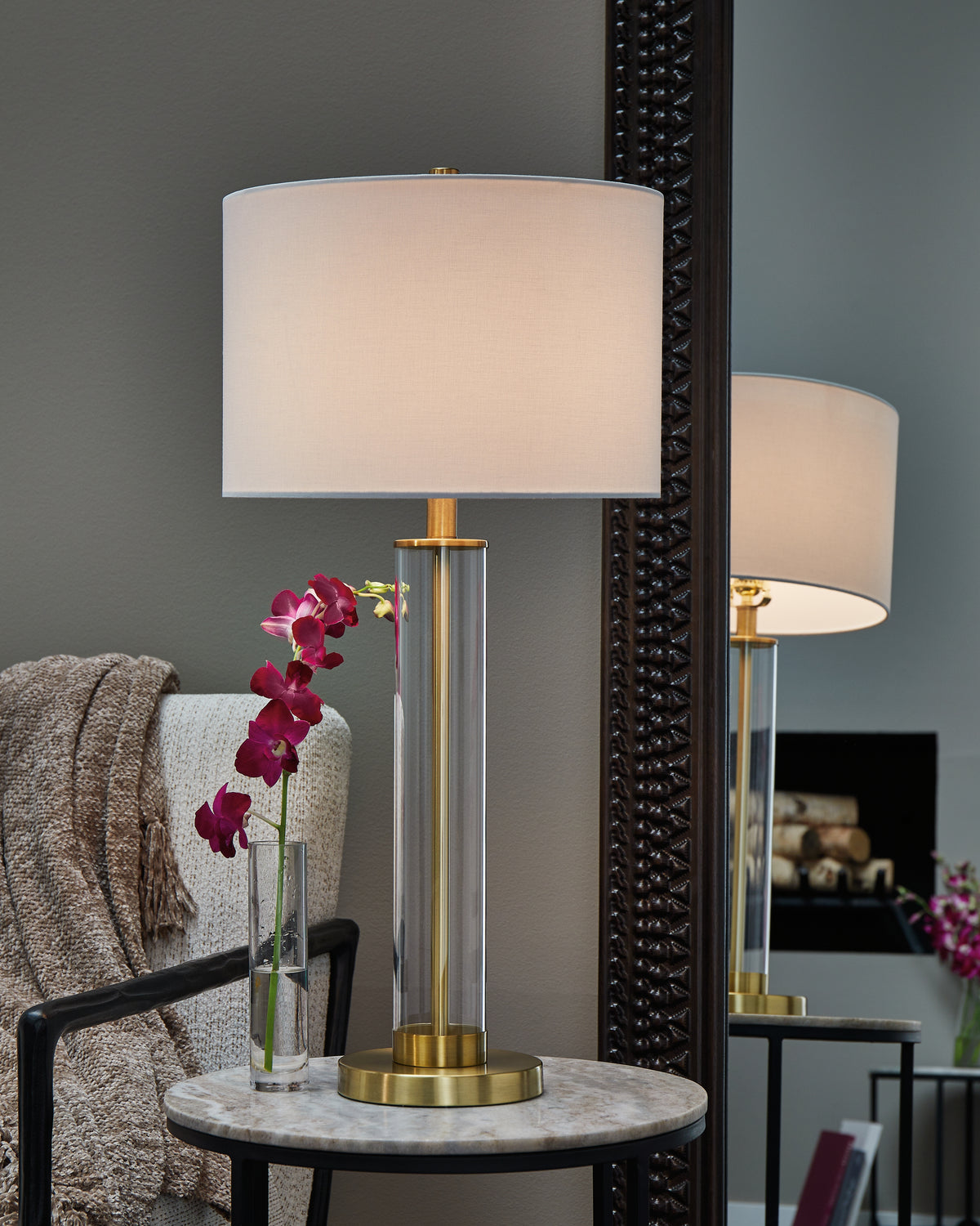 3 Brothers Decor - Ashley Furniture - Orenman Lighting - Glass Table Lamp (Set of 2) / Clear/Brass Finish - L431584