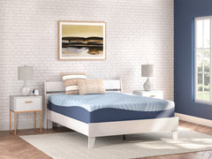 3 Brothers Decor - Ashley Furniture - Peak 2.0 12 Memory Foam Mattresses - California King / White - M20651