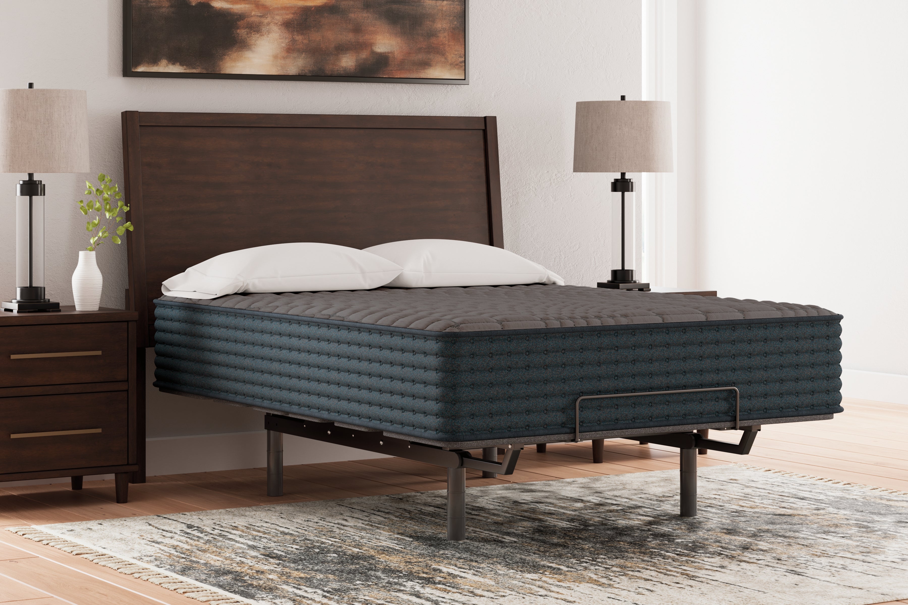 3 Brothers Decor - Ashley Furniture - Gray 1200 Hybrid Mattresses - Queen / Gray - M43831
