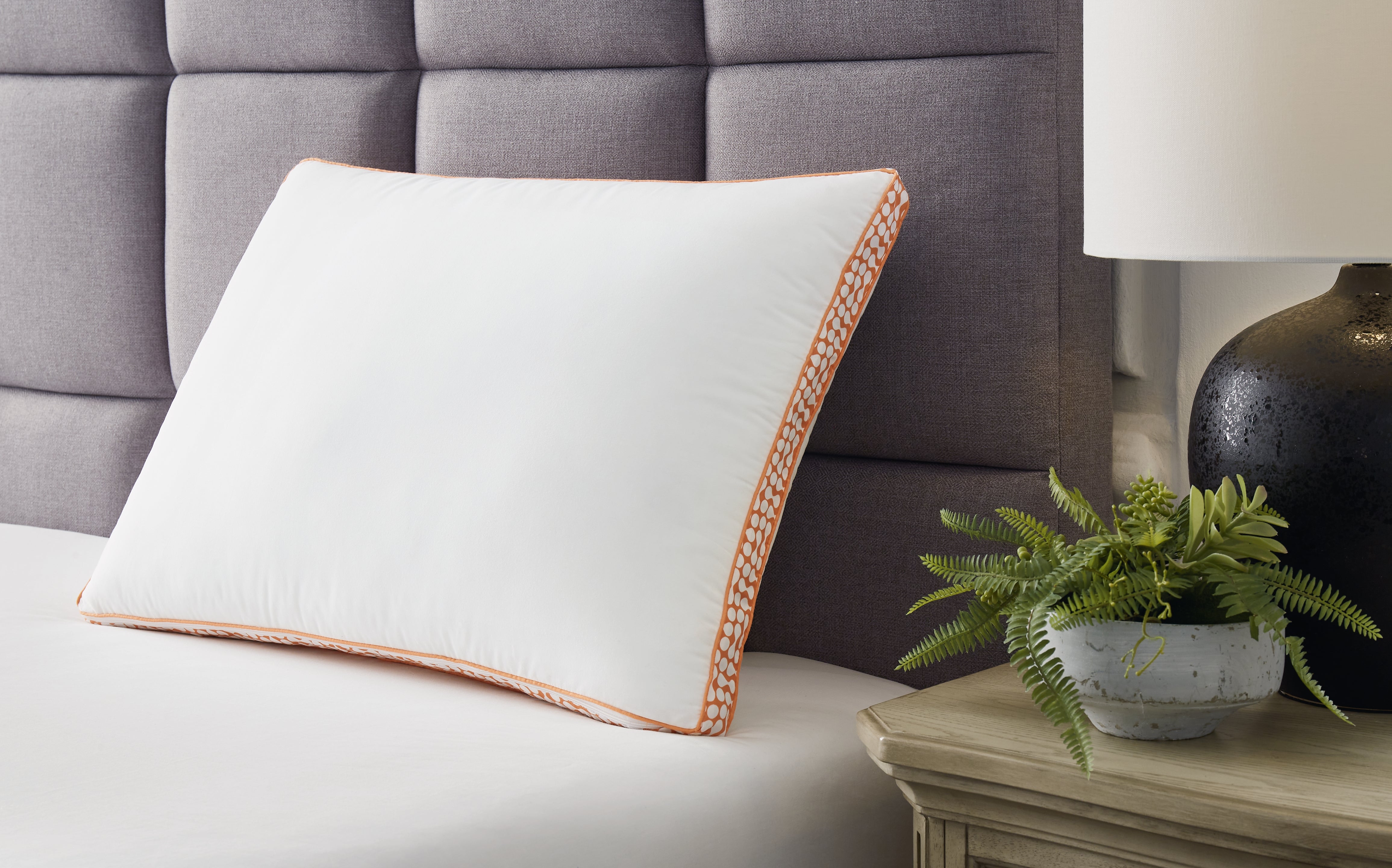 3 Brothers Decor - Ashley Furniture - Zephyr 2.0 Pillows - 3-in-1 Pillow (6/CS) / White/Orange - M52112