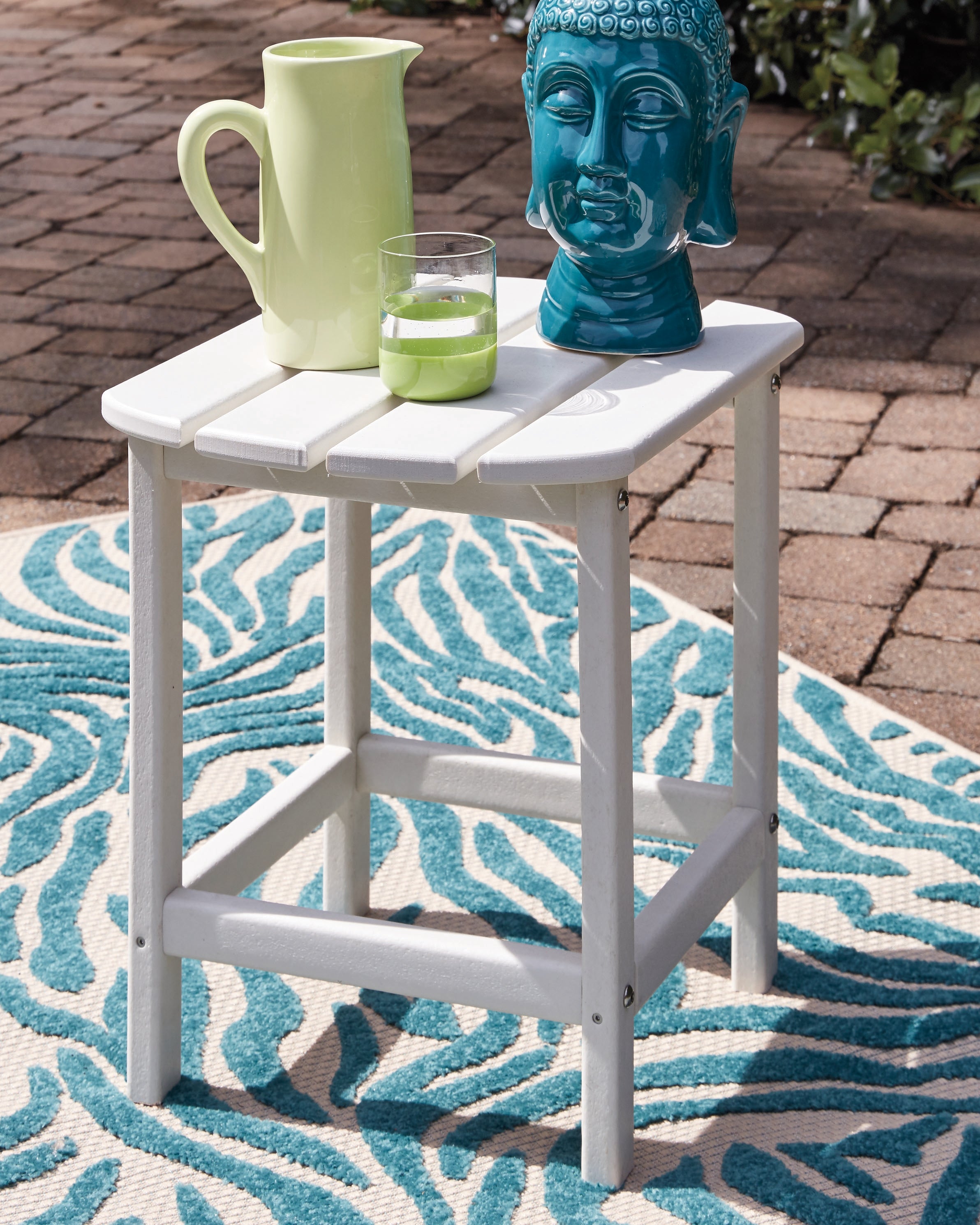 3 Brothers Decor - Ashley Furniture - Sundown Treasure Outdoor - Rectangular End Table / White - P011-703