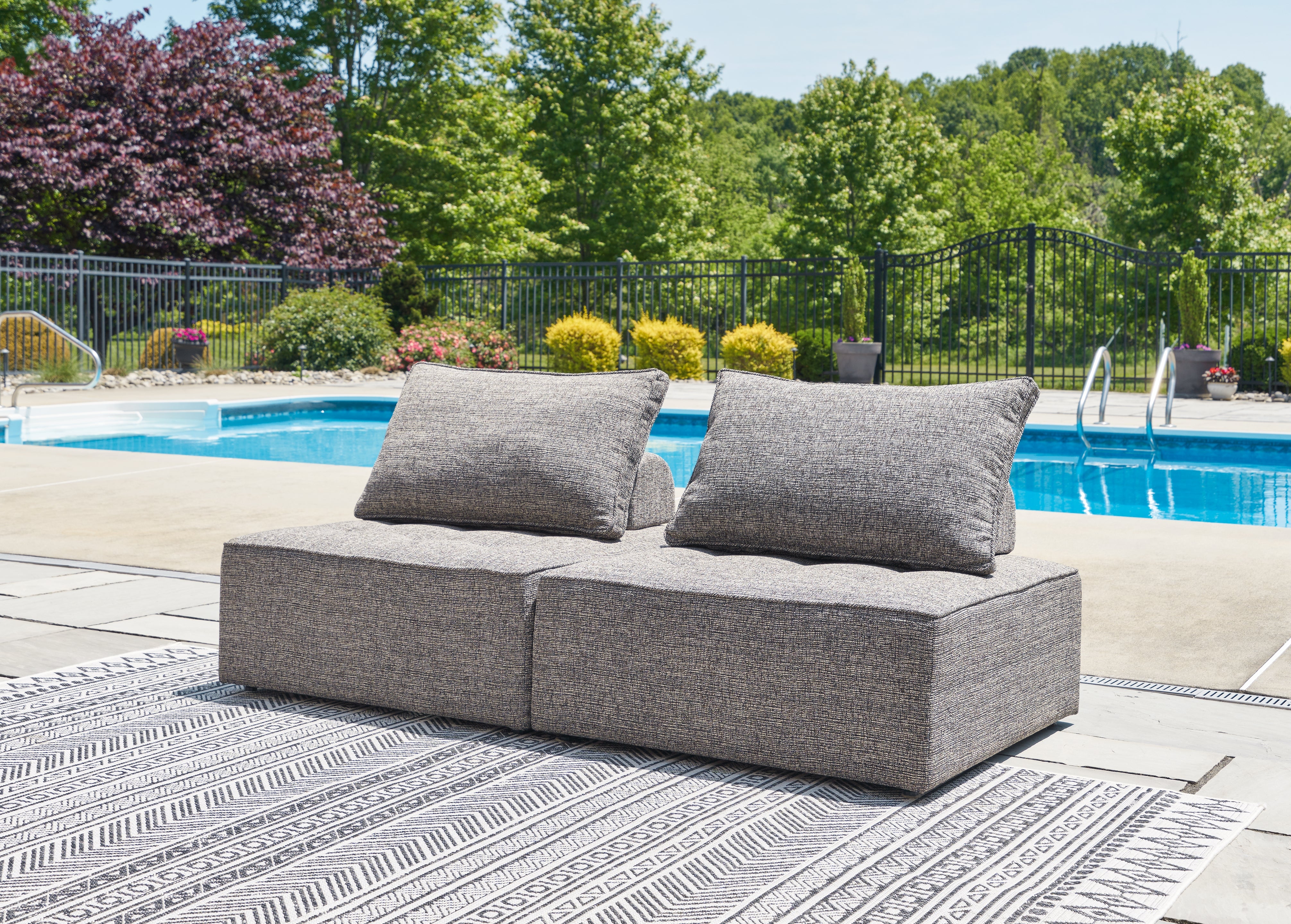 3 Brothers Decor - Ashley Furniture - Bree Zee Outdoor - 2-Piece Outdoor Sectional / Brown - P160P3