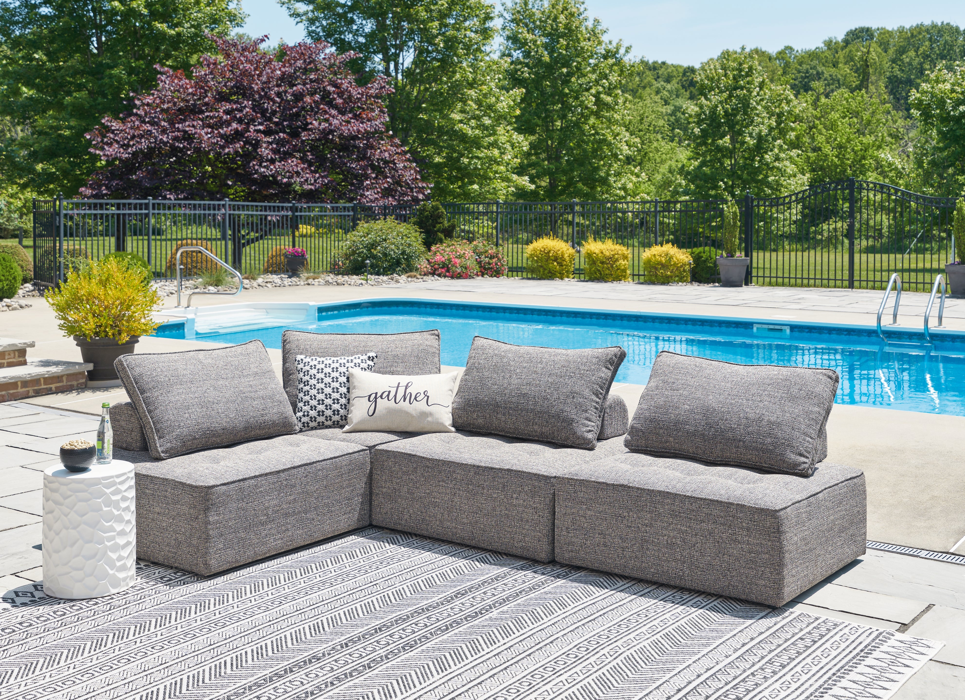3 Brothers Decor - Ashley Furniture - Bree Zee Outdoor - 4-Piece Outdoor Sectional / Brown - P160P8