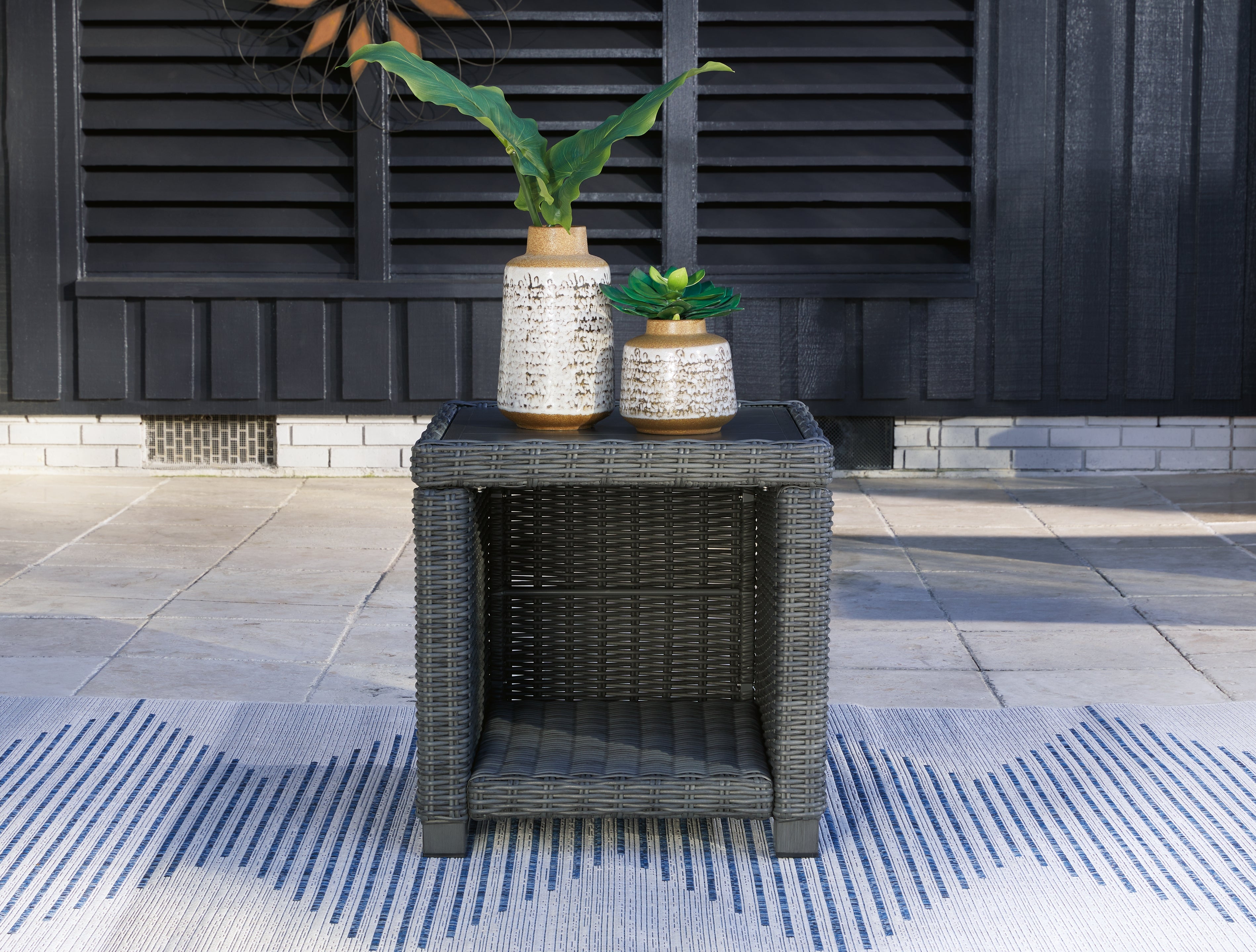 3 Brothers Decor - Ashley Furniture - Elite Park Outdoor - Square End Table / Gray - P518-702