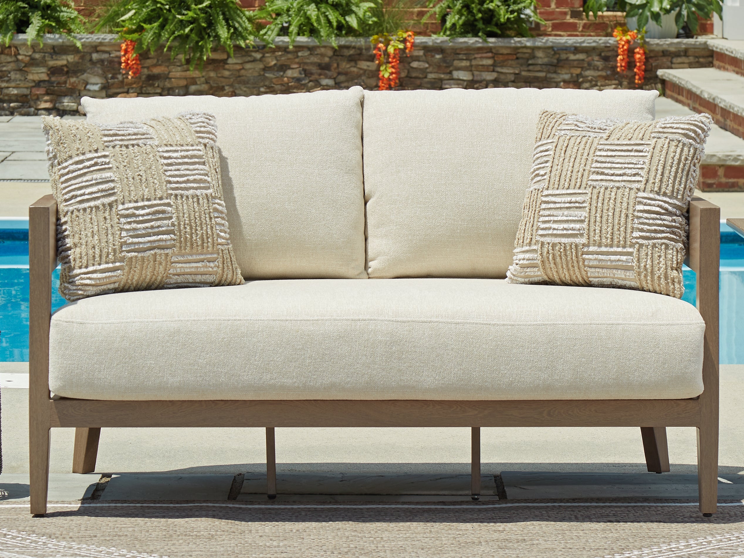 3 Brothers Decor - Ashley Furniture - Serene Bay Outdoor - Loveseat w/Cushion / Dark Brown/White - P671-835