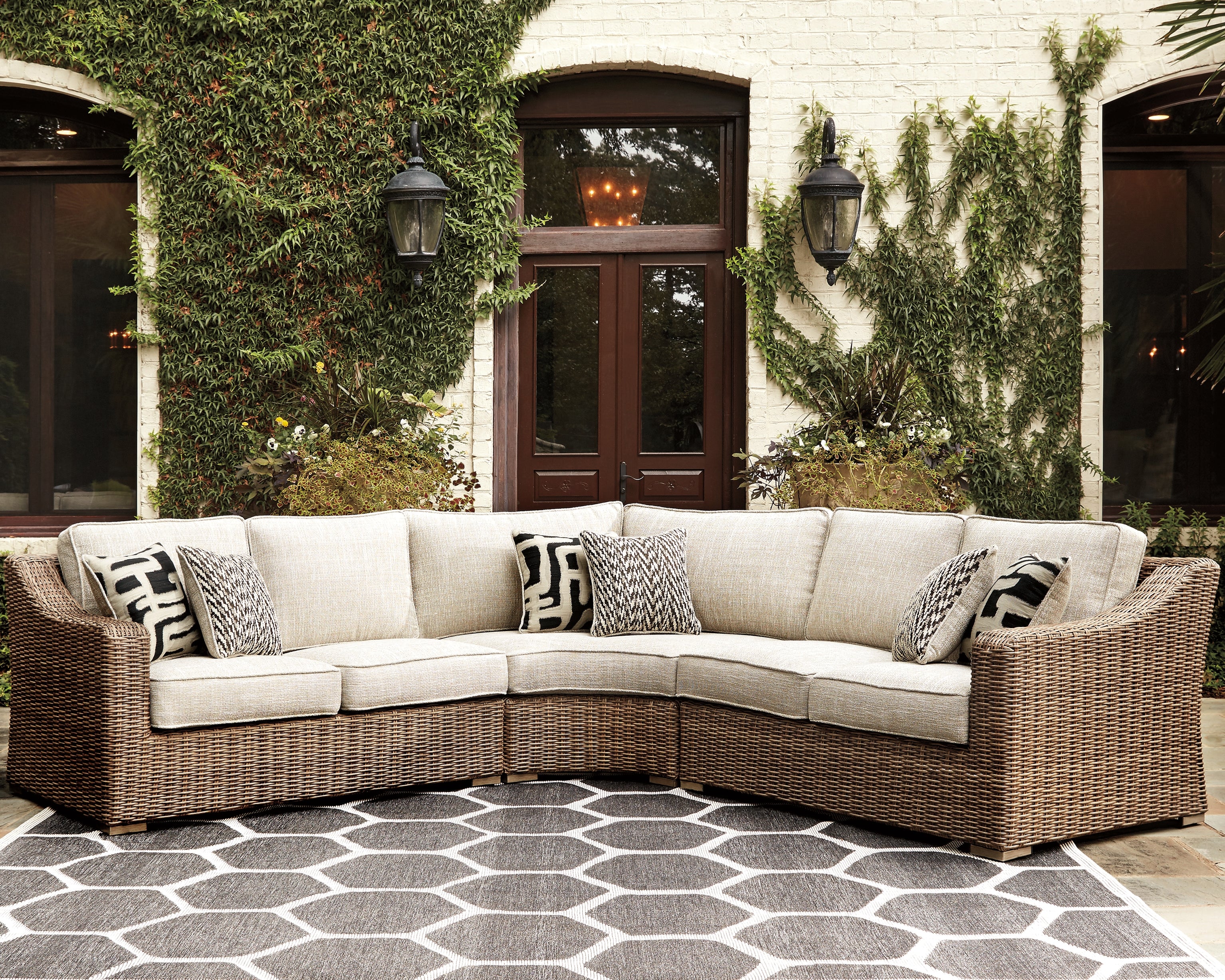 3 Brothers Decor - Ashley Furniture - Beachcroft Outdoor - 3-Piece Outdoor Seating Set / Beige - P791P6