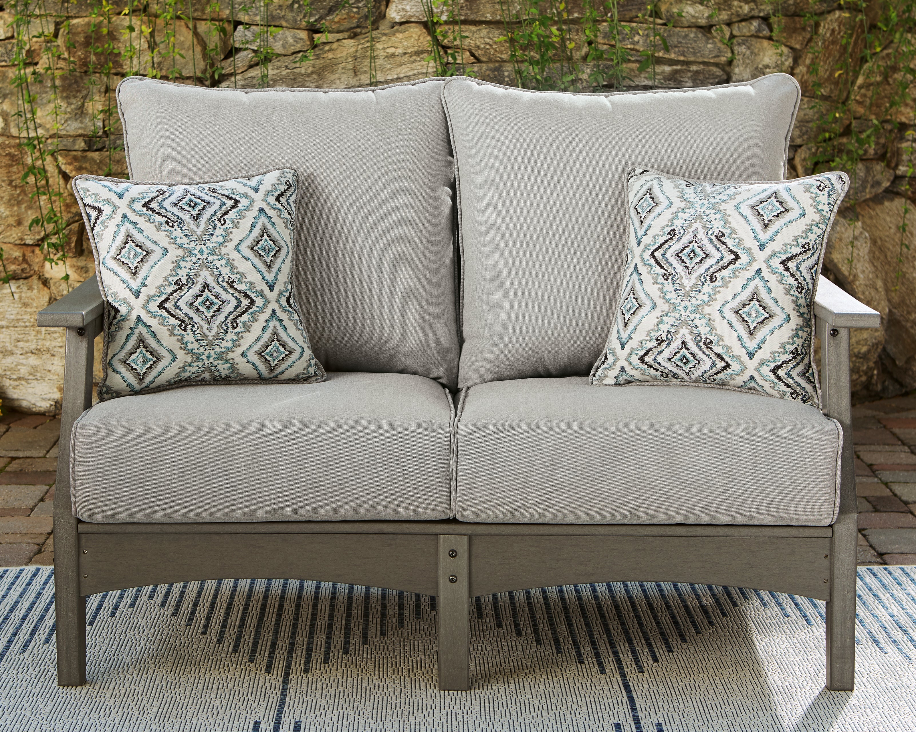 3 Brothers Decor - Ashley Furniture - Visola Outdoor - Loveseat w/Cushion / Gray - P802-835