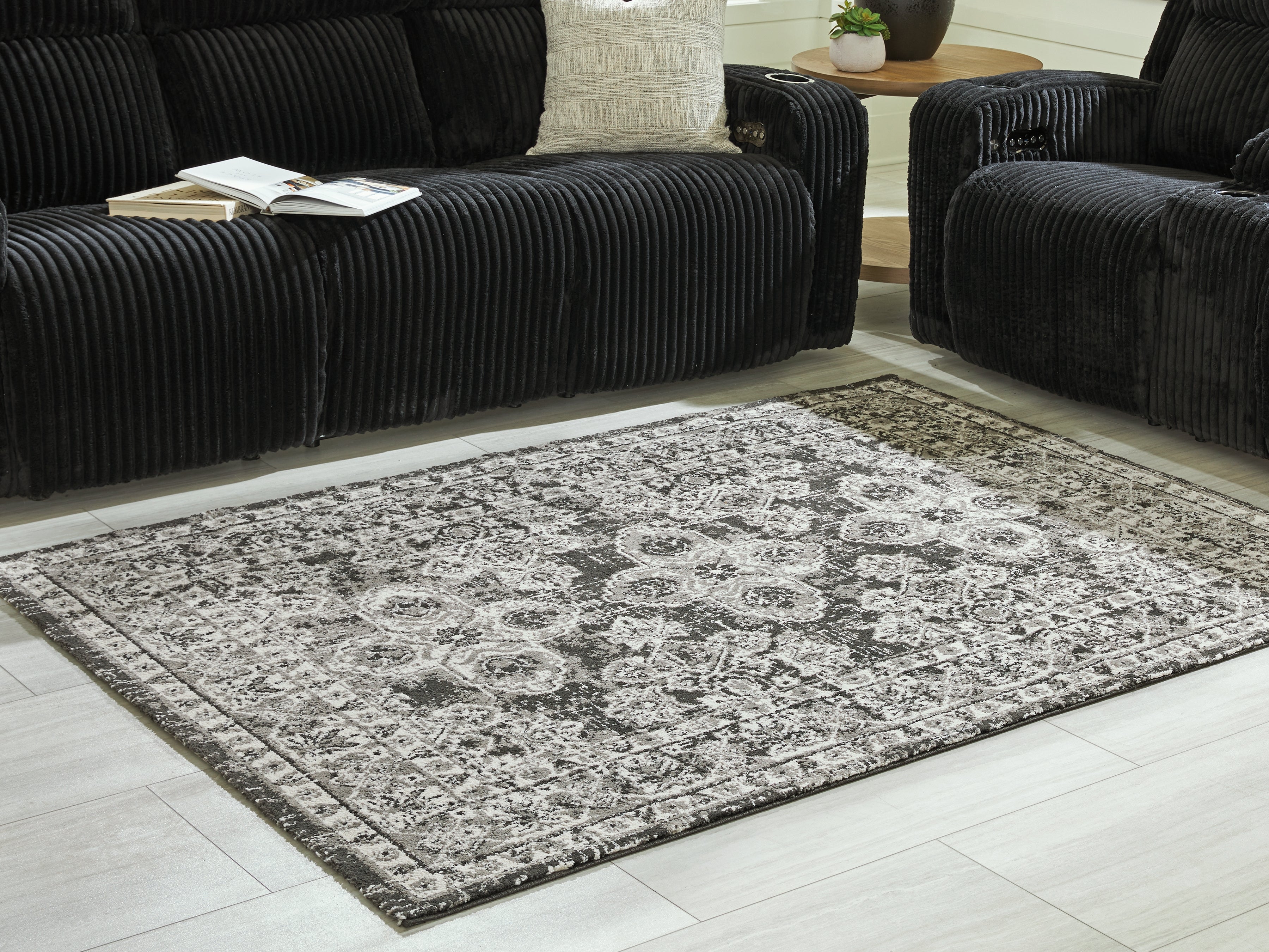 3 Brothers Decor - Ashley Furniture - Glennisman Rug - Medium Rug / Black/Gray/Ivory - R407272