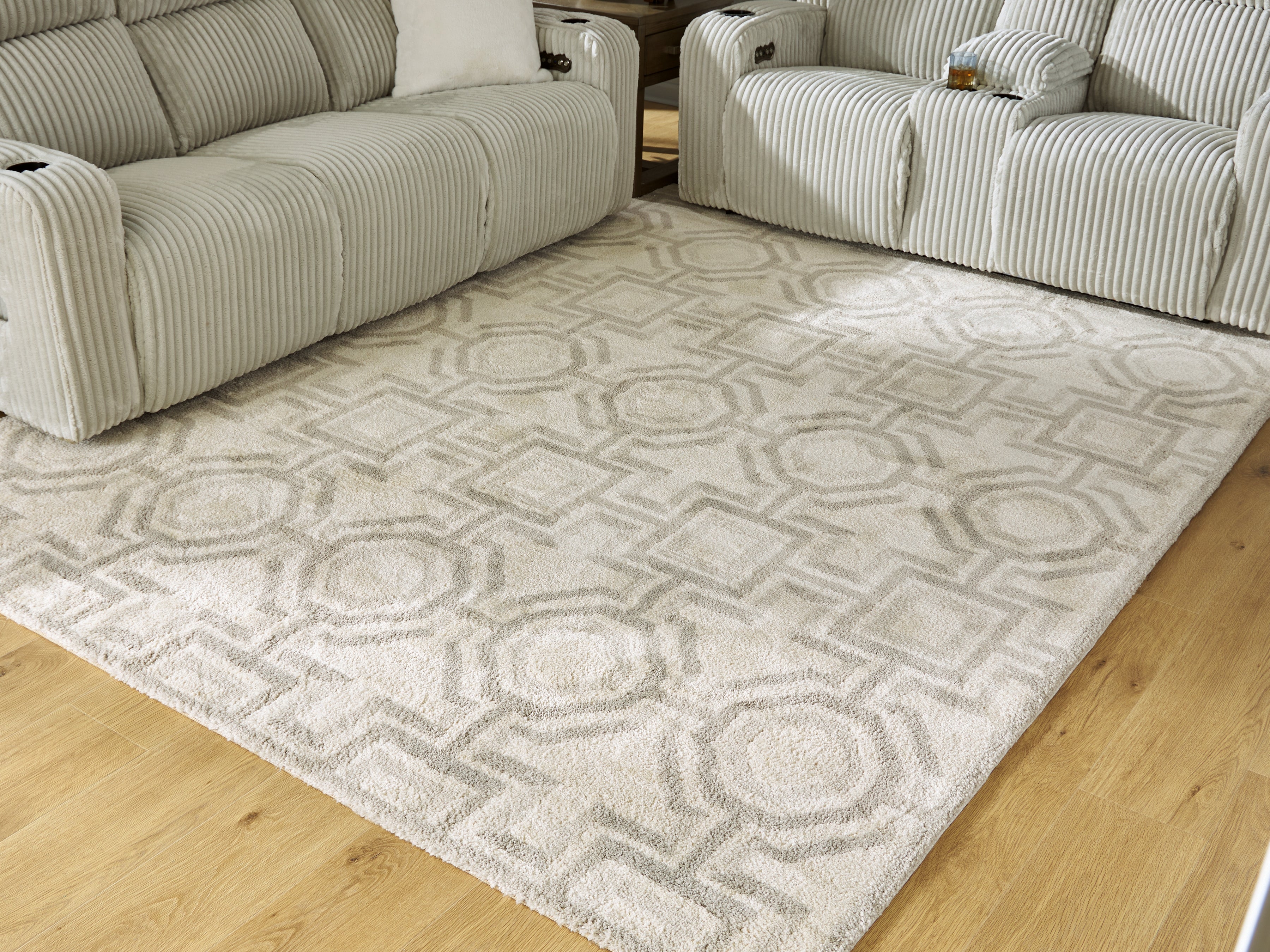 3 Brothers Decor - Ashley Furniture - Maconville Rug - Large Rug / Ivory/Gray - R407321