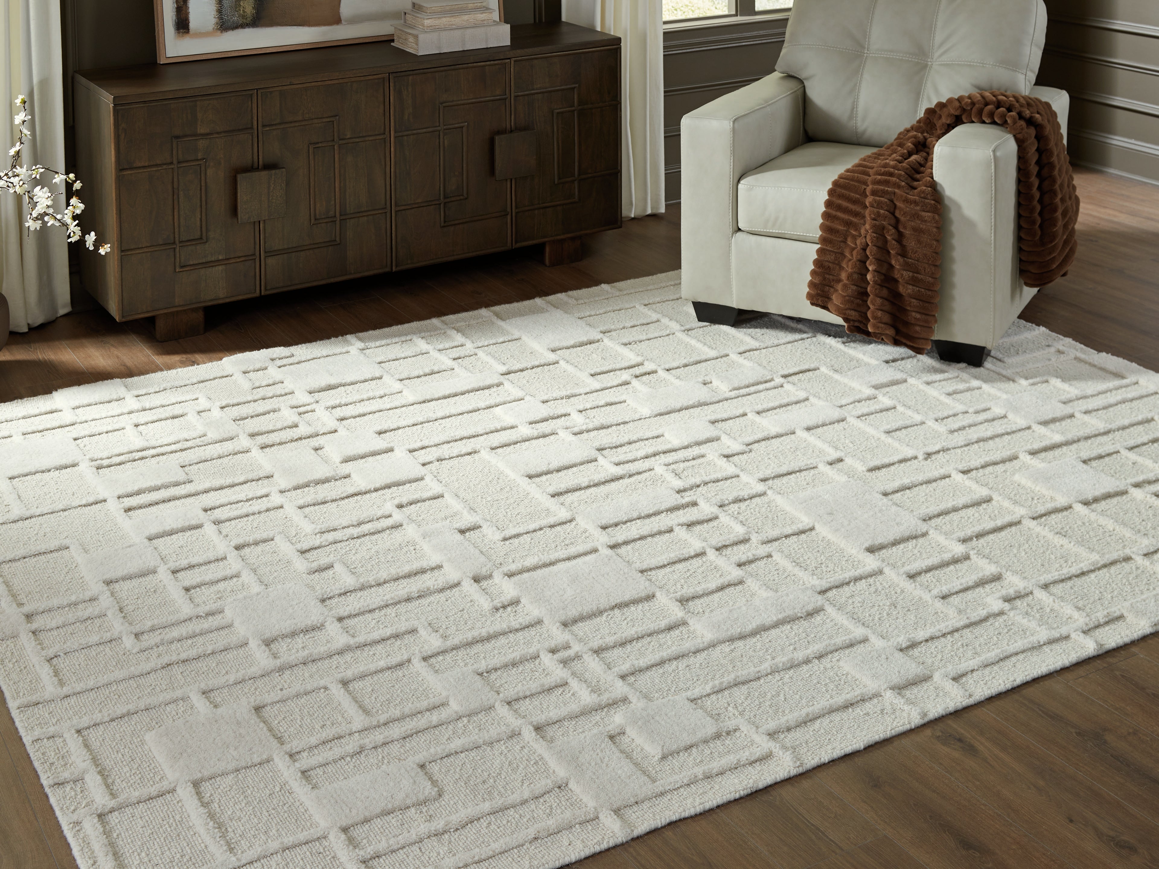 3 Brothers Decor - Ashley Furniture - Empriss Rug - 7'8" x 10' Area Rug / Ivory - R407621