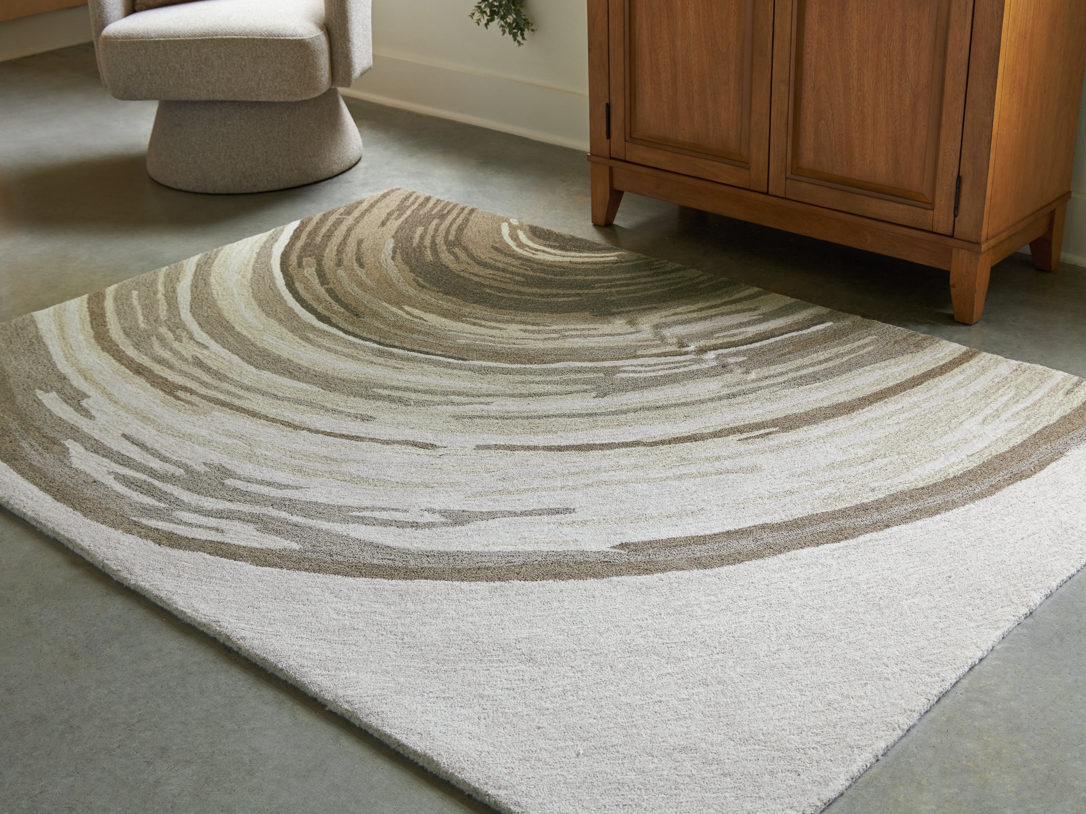 3 Brothers Decor - Ashley Furniture - Rizwana Rug - 5' x 7' Area Rug / Ivory/Brown/Gray - R407762