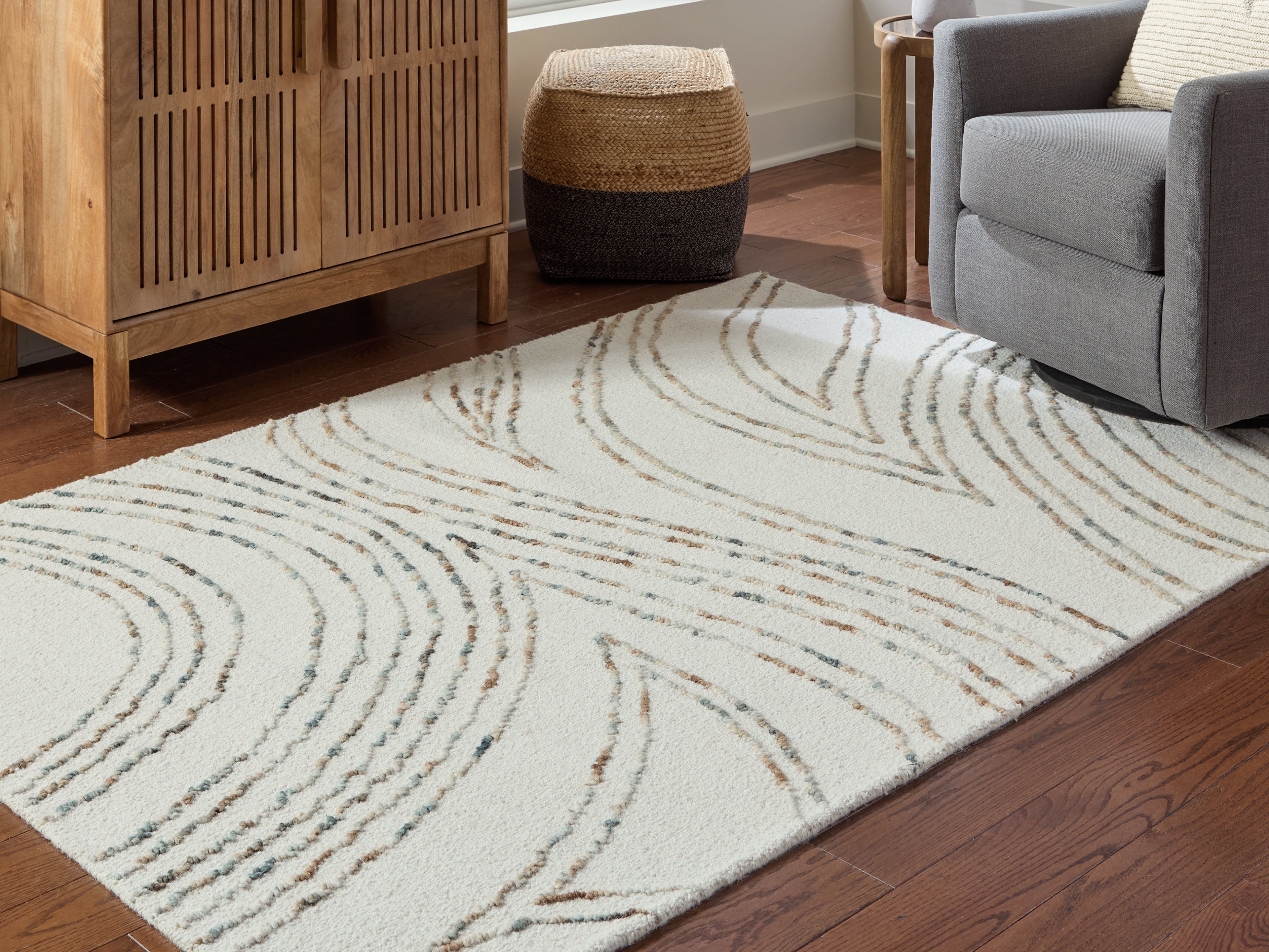 3 Brothers Decor - Ashley Furniture - Deenbury Rug - 5' x 7' Area Rug / Ivory/Green/Brown - R407862