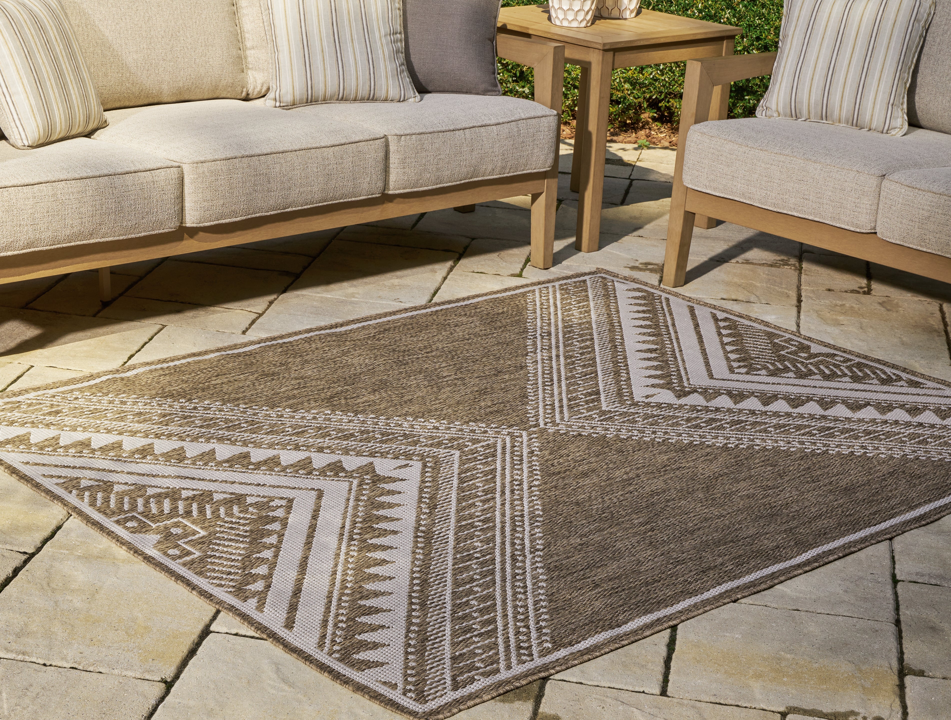 3 Brothers Decor - Ashley Furniture - Dunsler Rug - 8' x 10' Rug / Brown/Cream - R900011