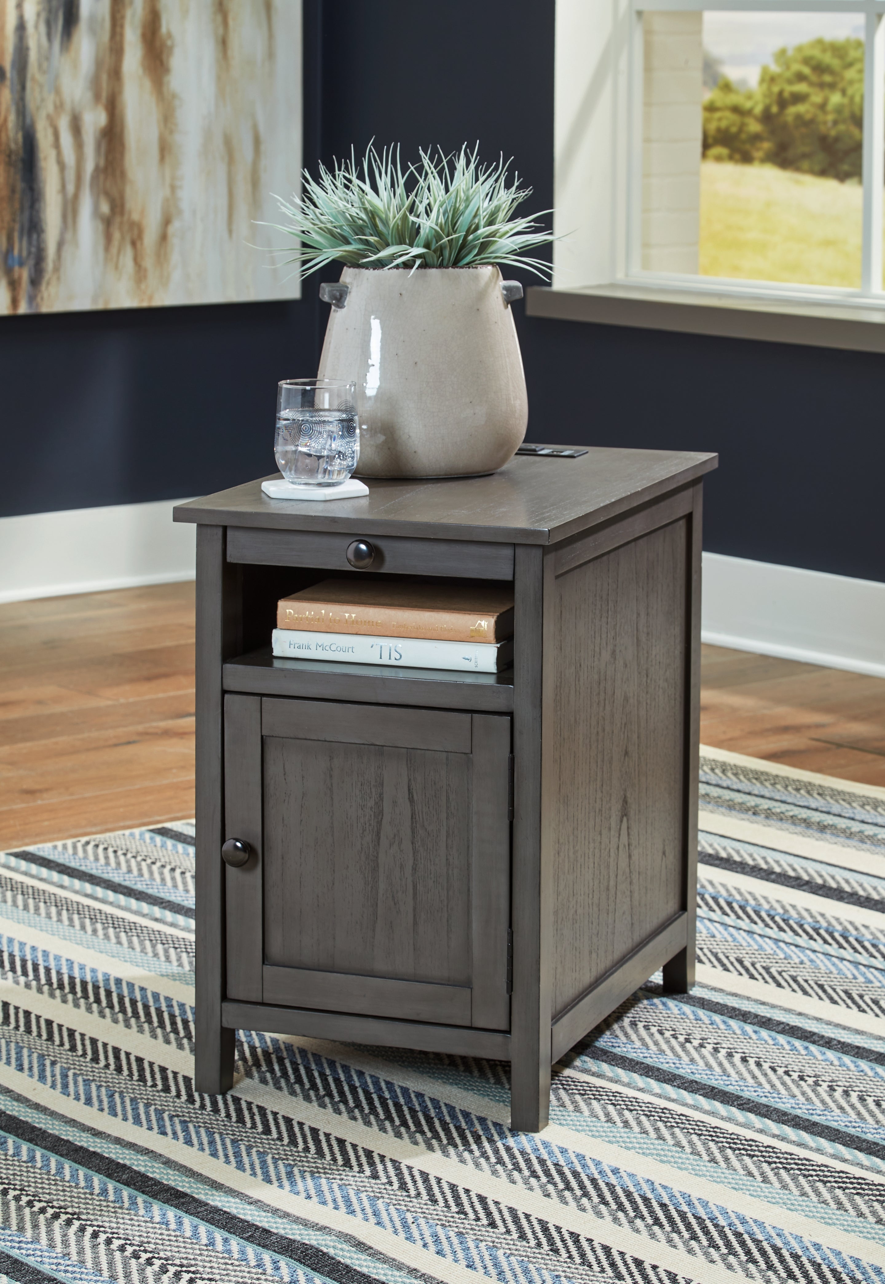 3 Brothers Decor - Ashley Furniture - Treytown Chairside End Table - Chair Side End Table / Gray - T300-317