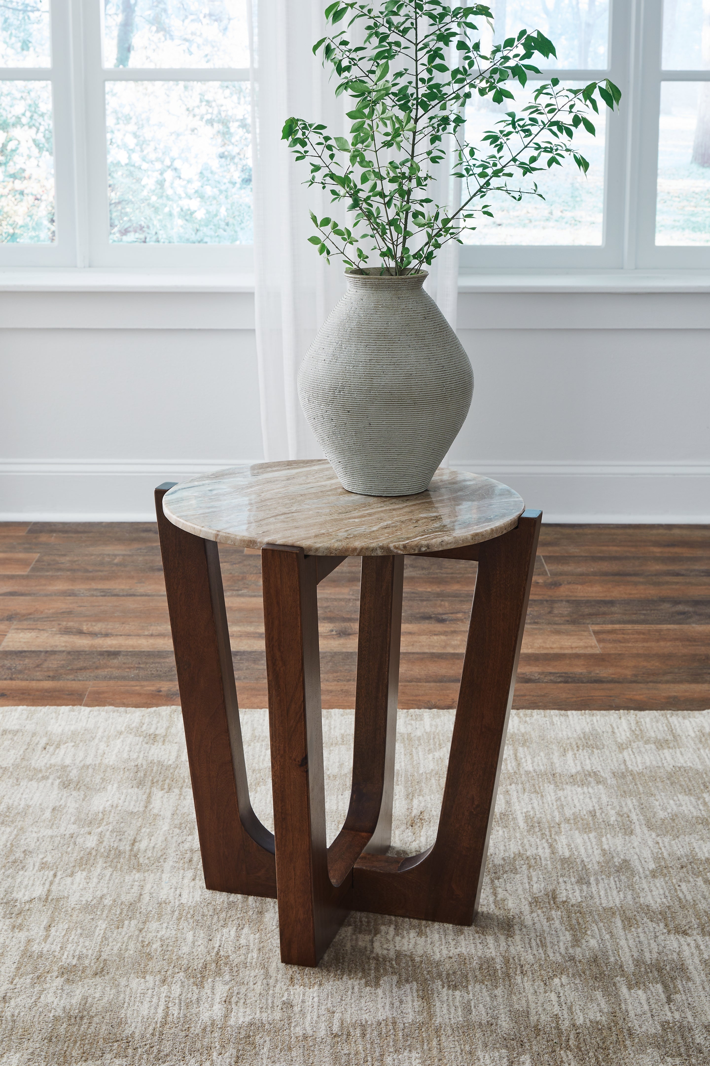3 Brothers Decor - Ashley Furniture - Tanidore End Table - Round End Table / Warm Brown - T667-6