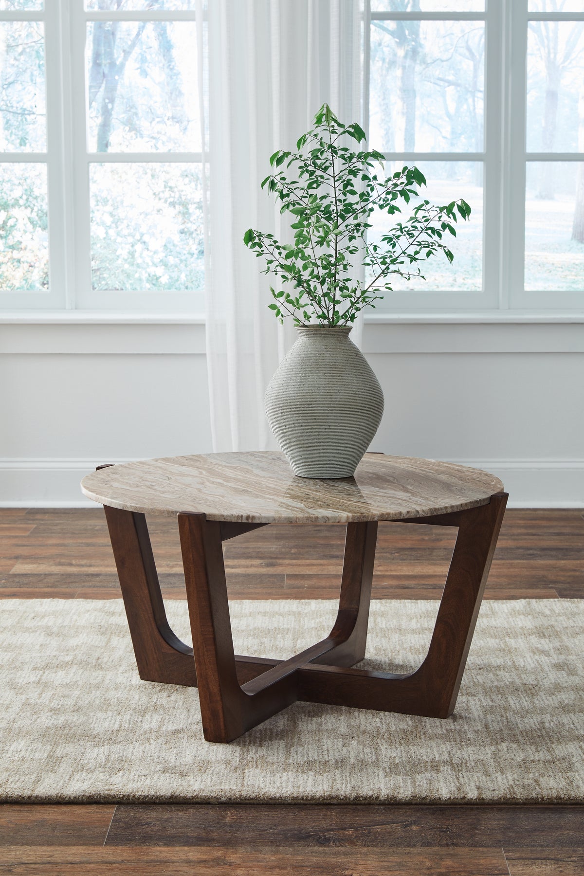 3 Brothers Decor - Ashley Furniture - Tanidore Coffee Table - Round Cocktail Table / Warm Brown - T667-8