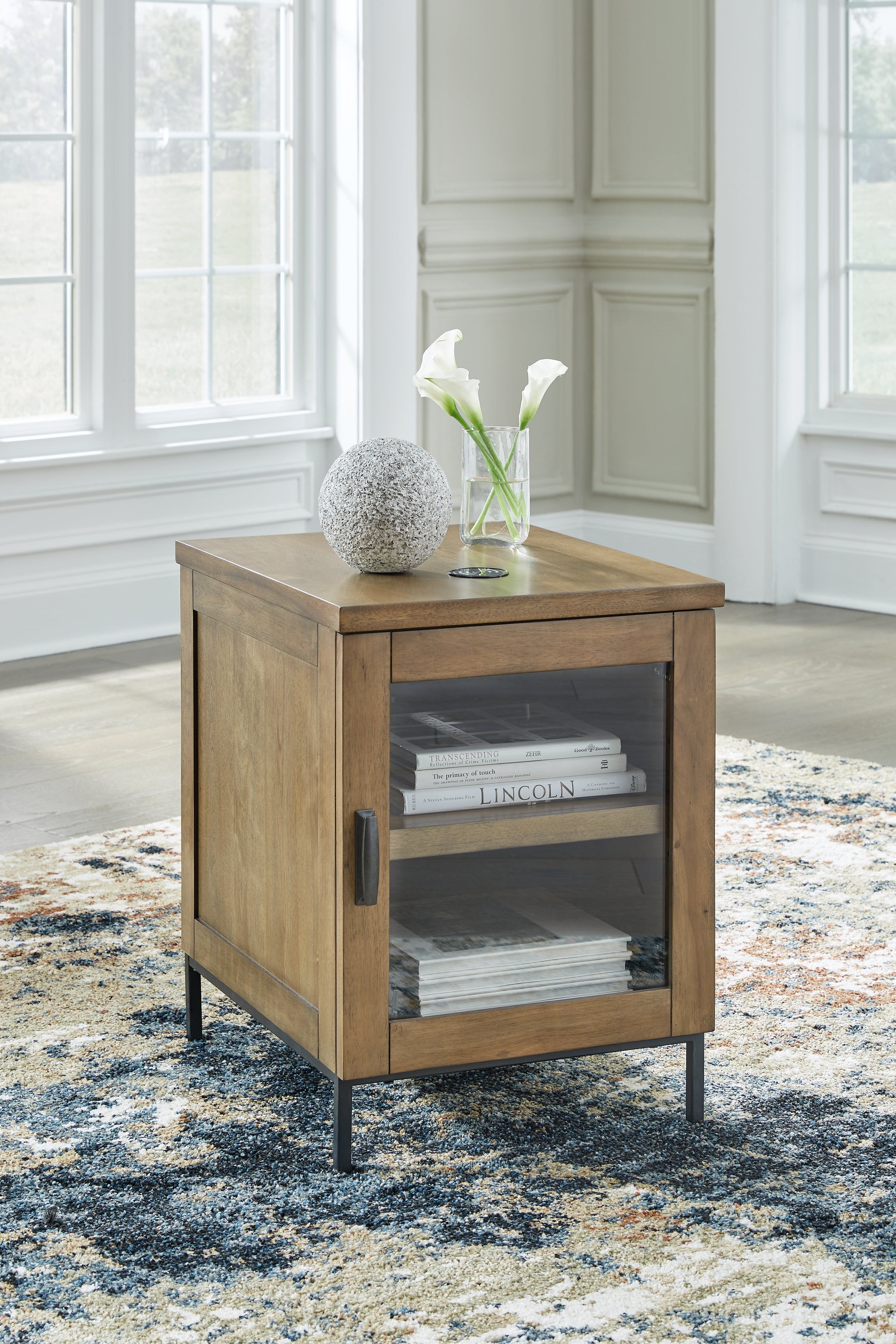 3 Brothers Decor - Ashley Furniture - Torlanta Chairside End Table - Chair Side End Table / Brown - T686-7