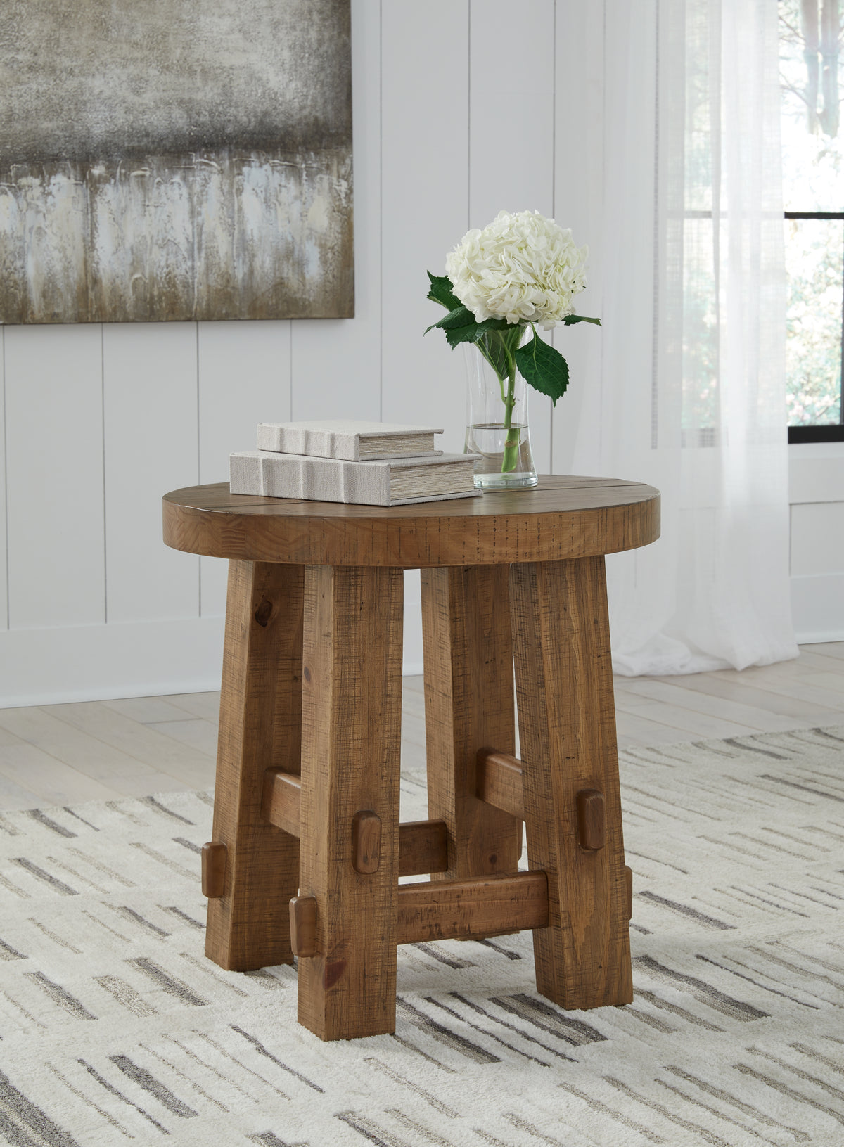 3 Brothers Decor - Ashley Furniture - Mackifeld End Table - Round End Table / Warm Brown - T724-6