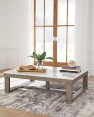 3 Brothers Decor - Ashley Furniture - Loyaska Coffee Table - Rectangular Cocktail Table / Brown/Ivory - T789-1
